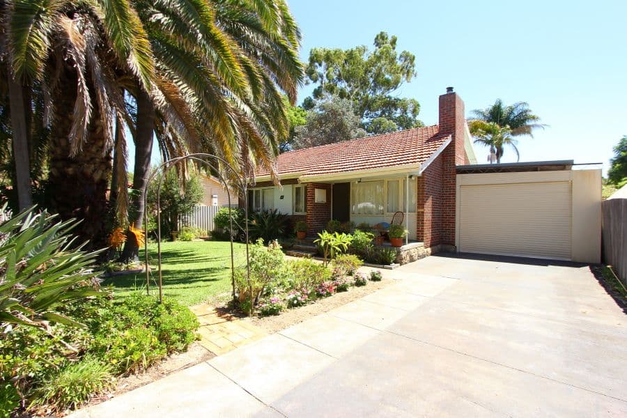 5 Copeland Drive, REDCLIFFE WA 6104, Redcliffe - Image 1
