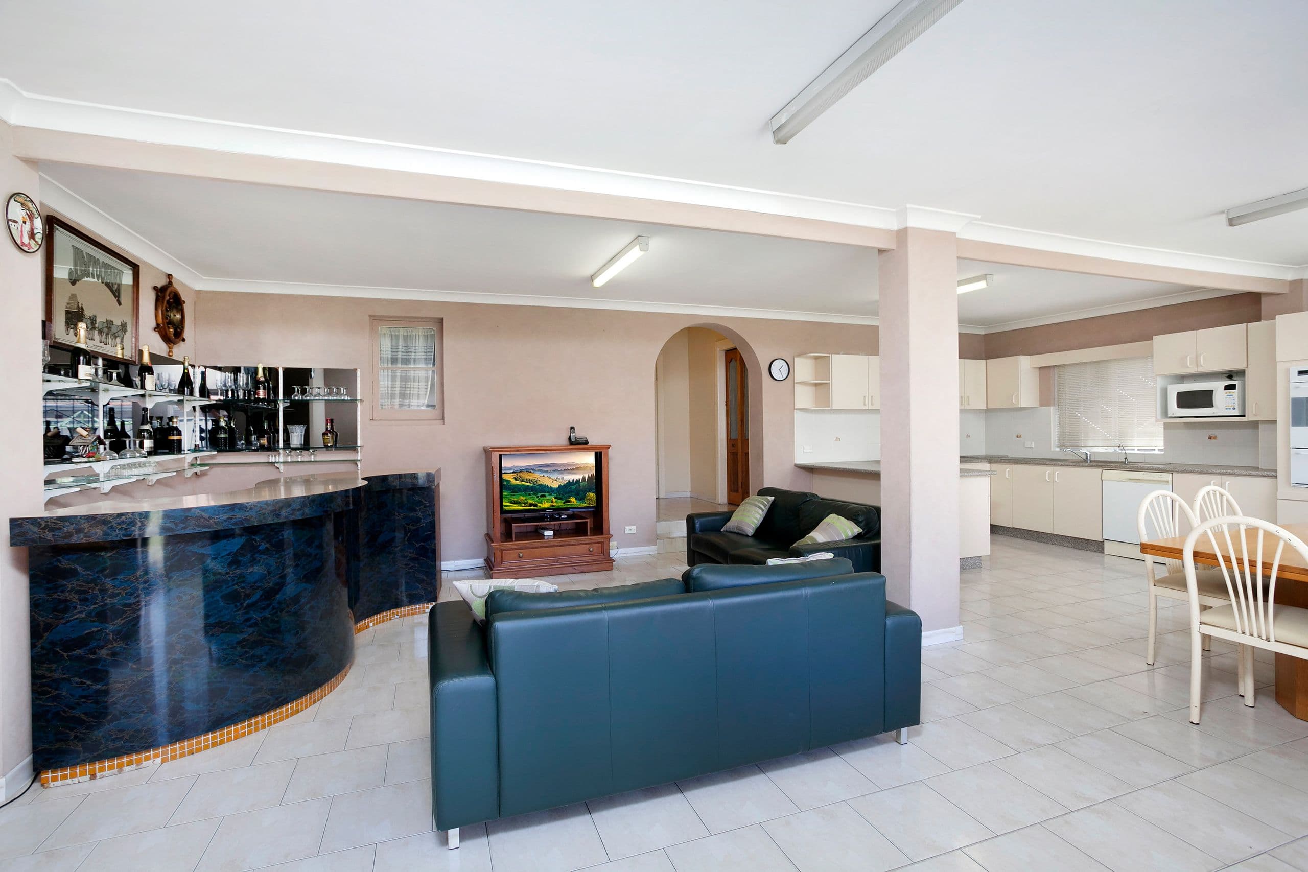 19 Owen Avenue, Kyeemagh - Thumbnail 2