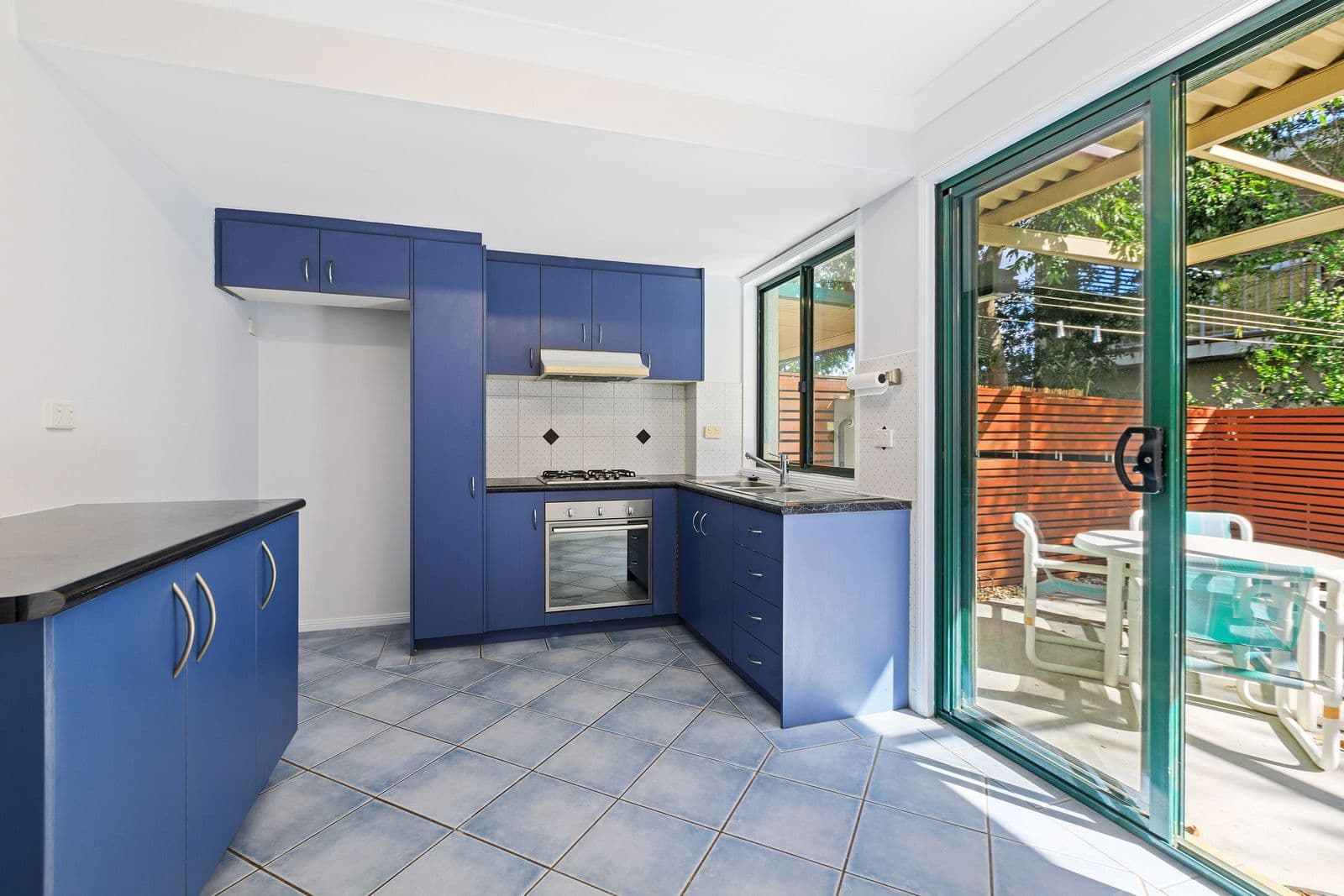 33 Gladys Street, Greenslopes QLD 4120, Greenslopes - Thumbnail 4