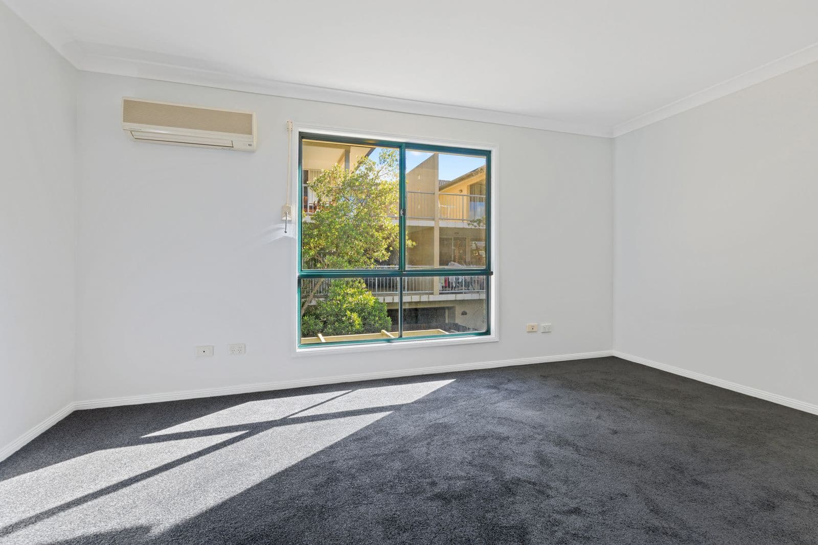 33 Gladys Street, Greenslopes QLD 4120, Greenslopes - Thumbnail 7