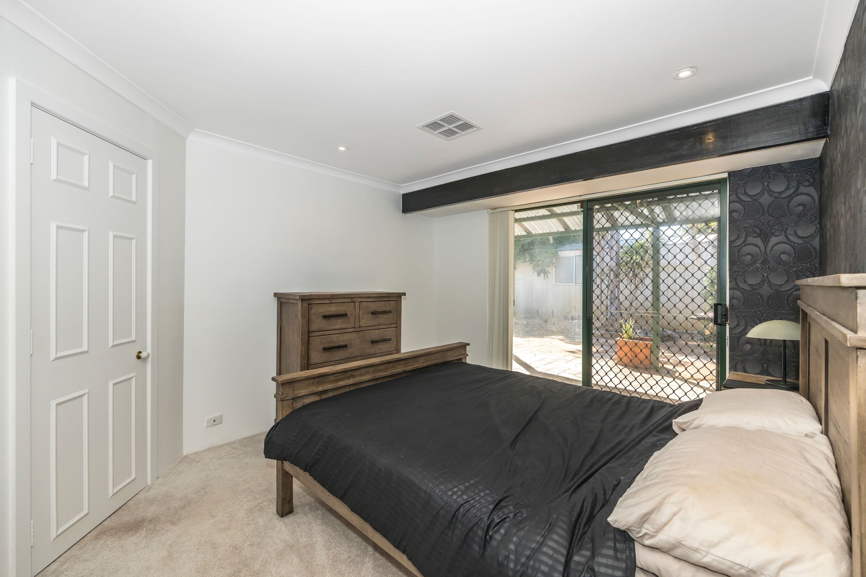 20 Stradbroke Place, Ballajura WA 6066, Ballajura - Thumbnail 8