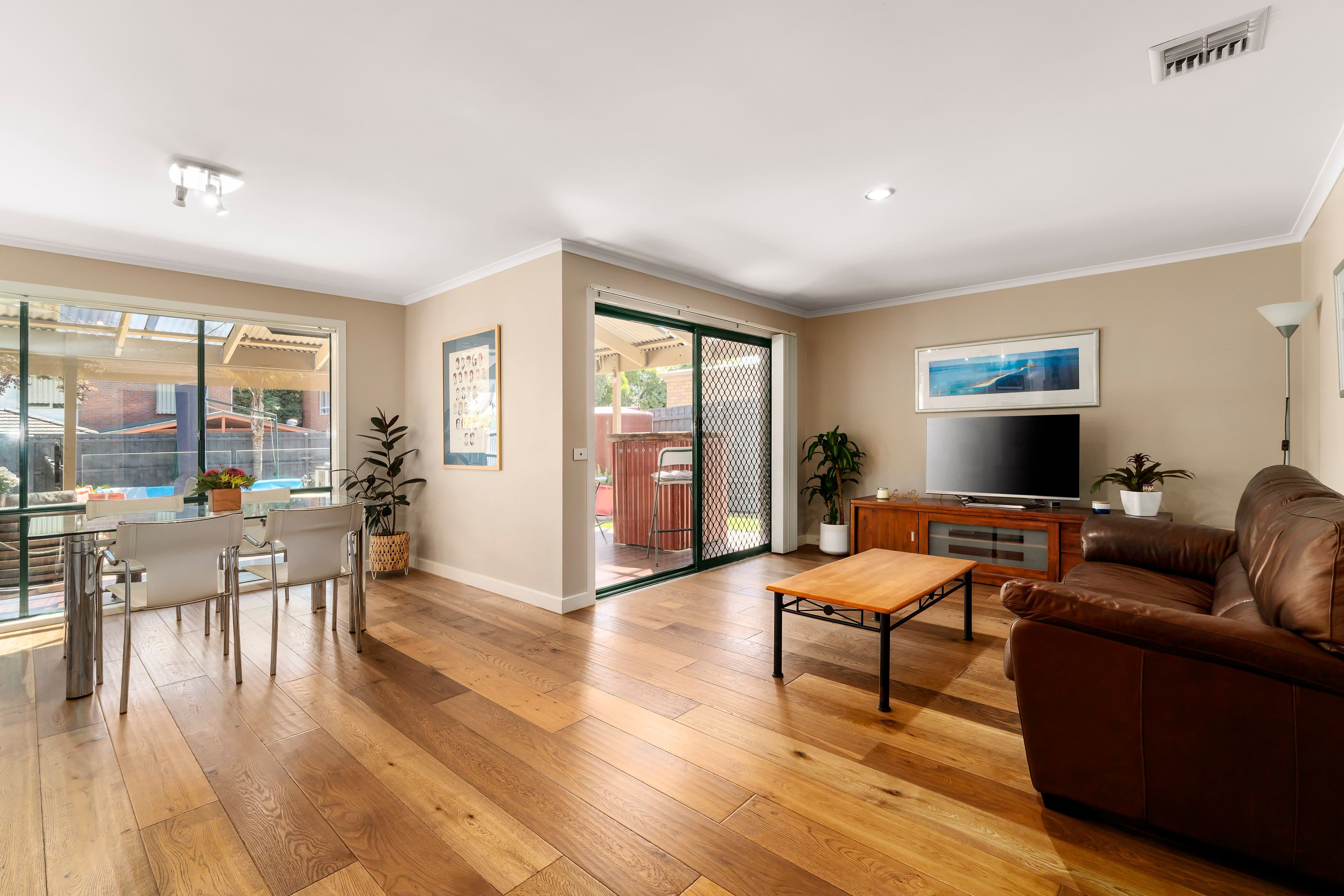 2 Ravenscourt Close, Rowville VIC 3178, Rowville - Thumbnail 3