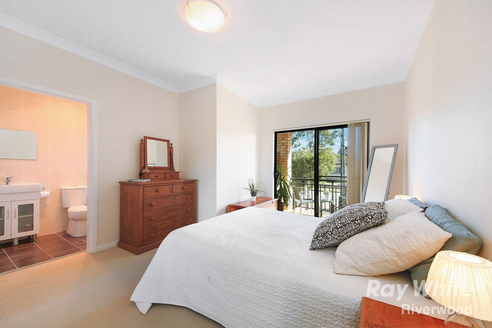 2 Charlescotte Avenue, Punchbowl - Thumbnail 5