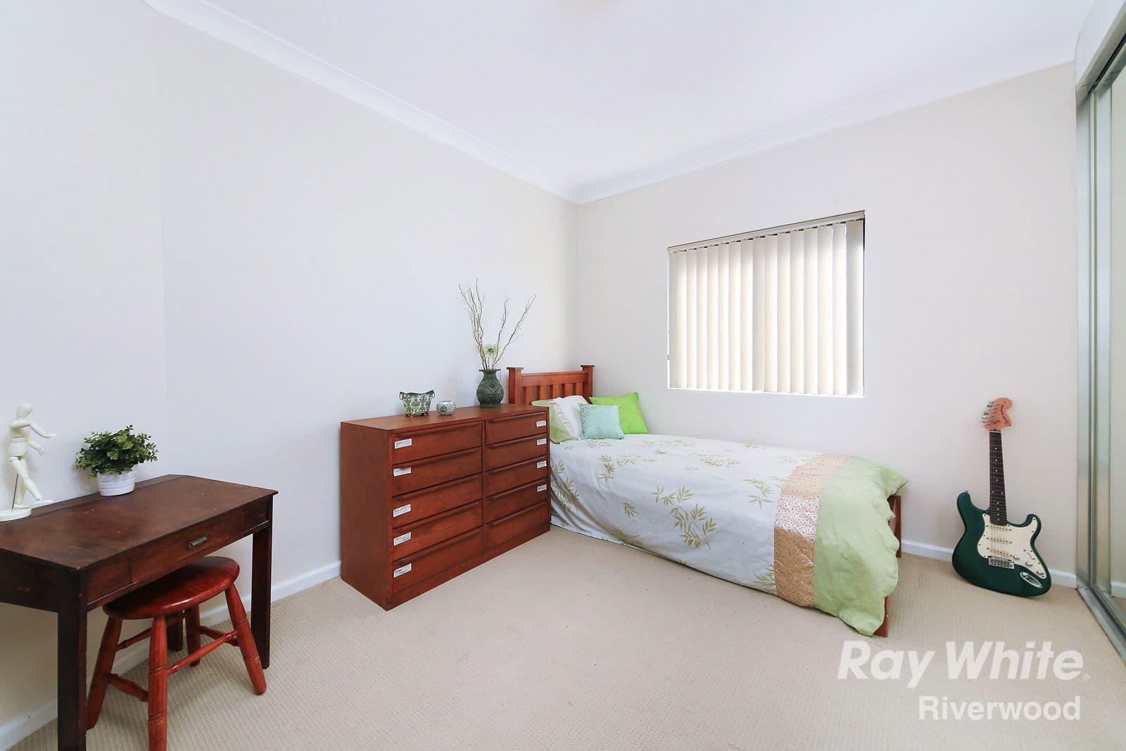 2 Charlescotte Avenue, Punchbowl - Thumbnail 7