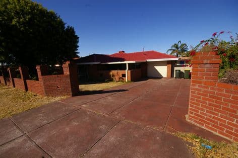 82 Templeton Crescent, GIRRAWHEEN WA 6064, Girrawheen - Image 1