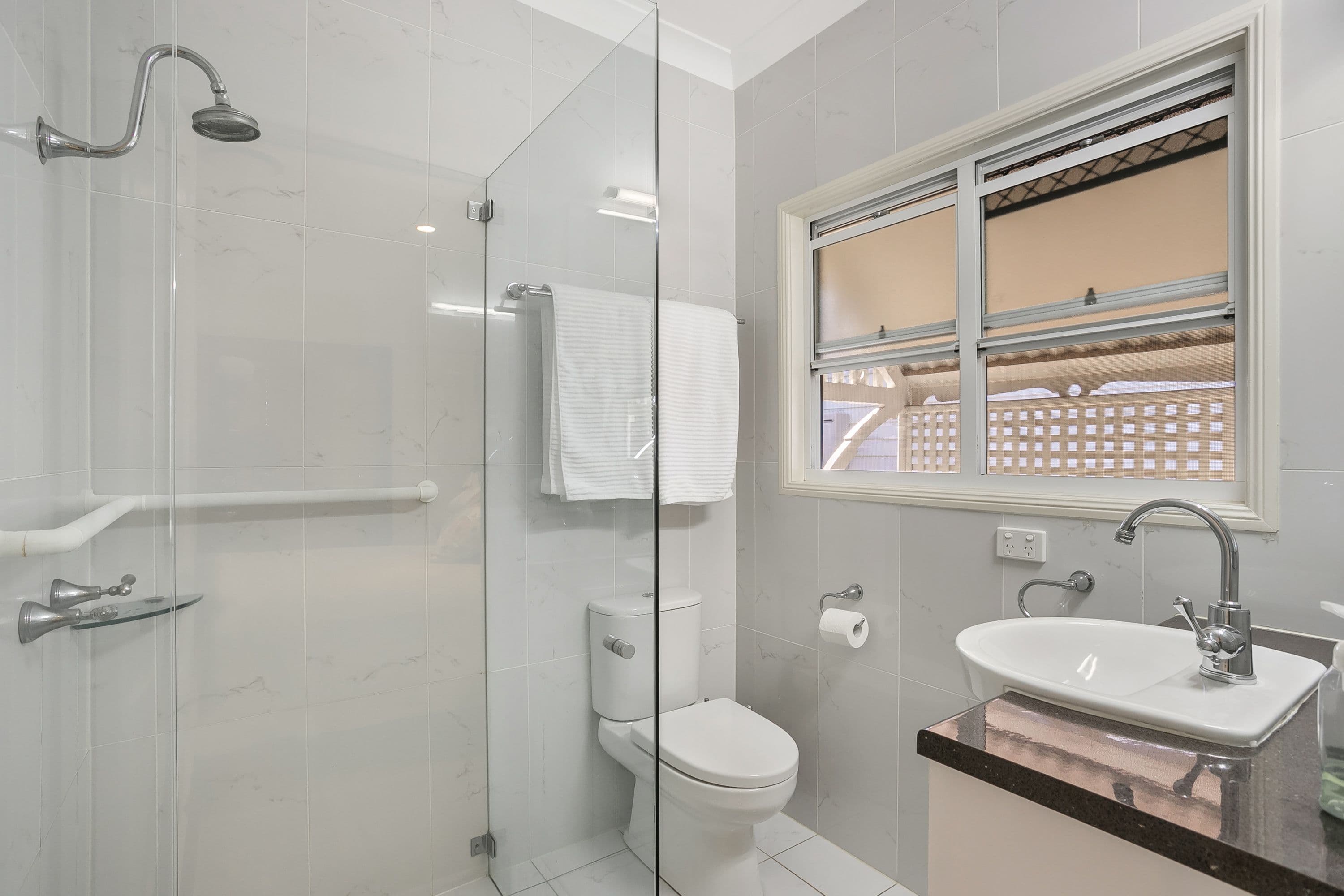 9 Palm Avenue, Sherwood QLD 4075, Sherwood - Thumbnail 6