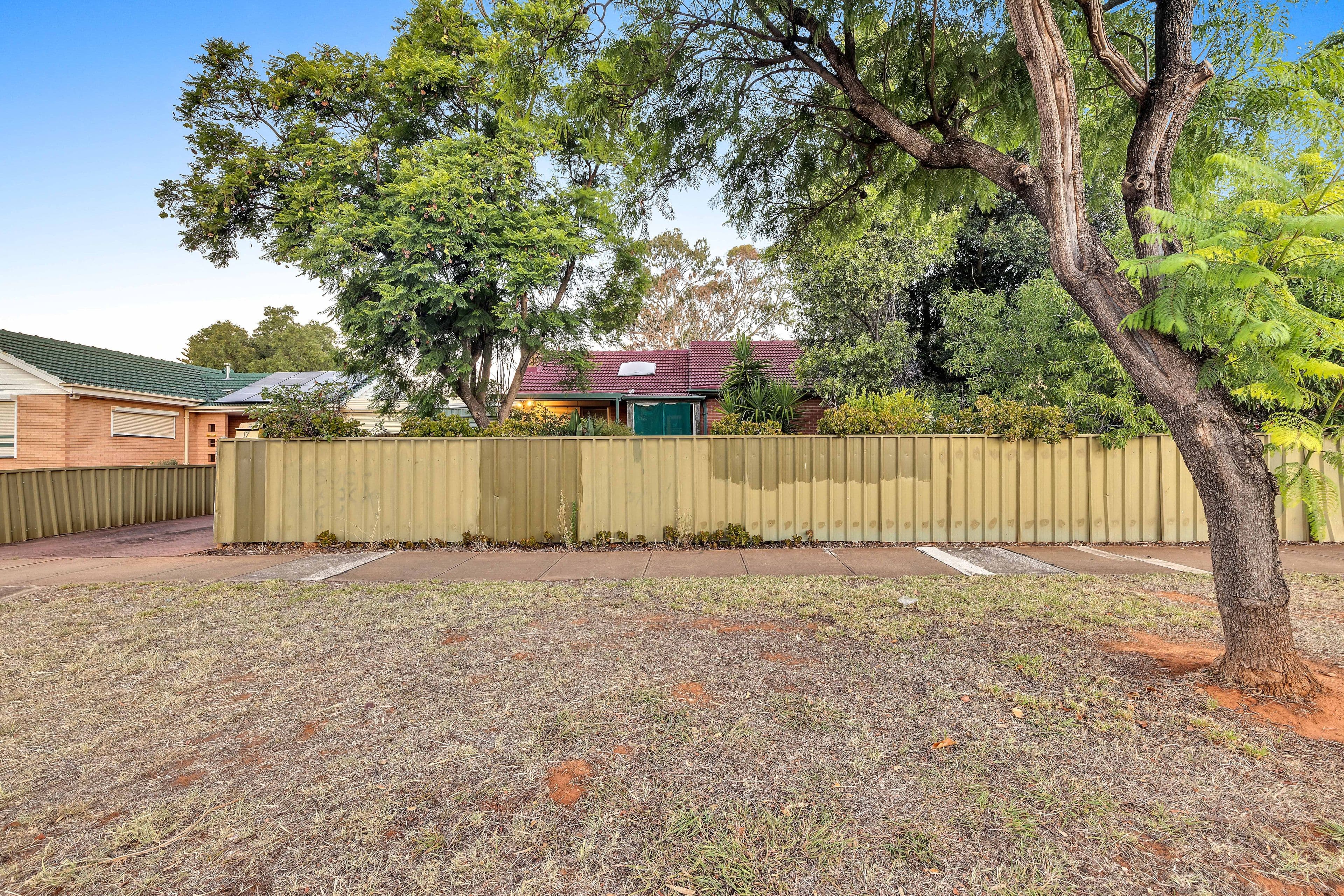17 Mofflin Road, Elizabeth Grove SA 5112, Elizabeth Grove - Thumbnail 2