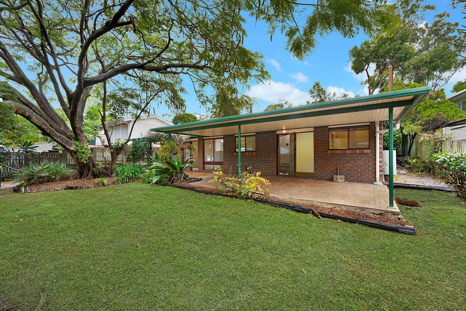 4 Bejimba Street, Kenmore QLD 4069, Kenmore - Thumbnail 2