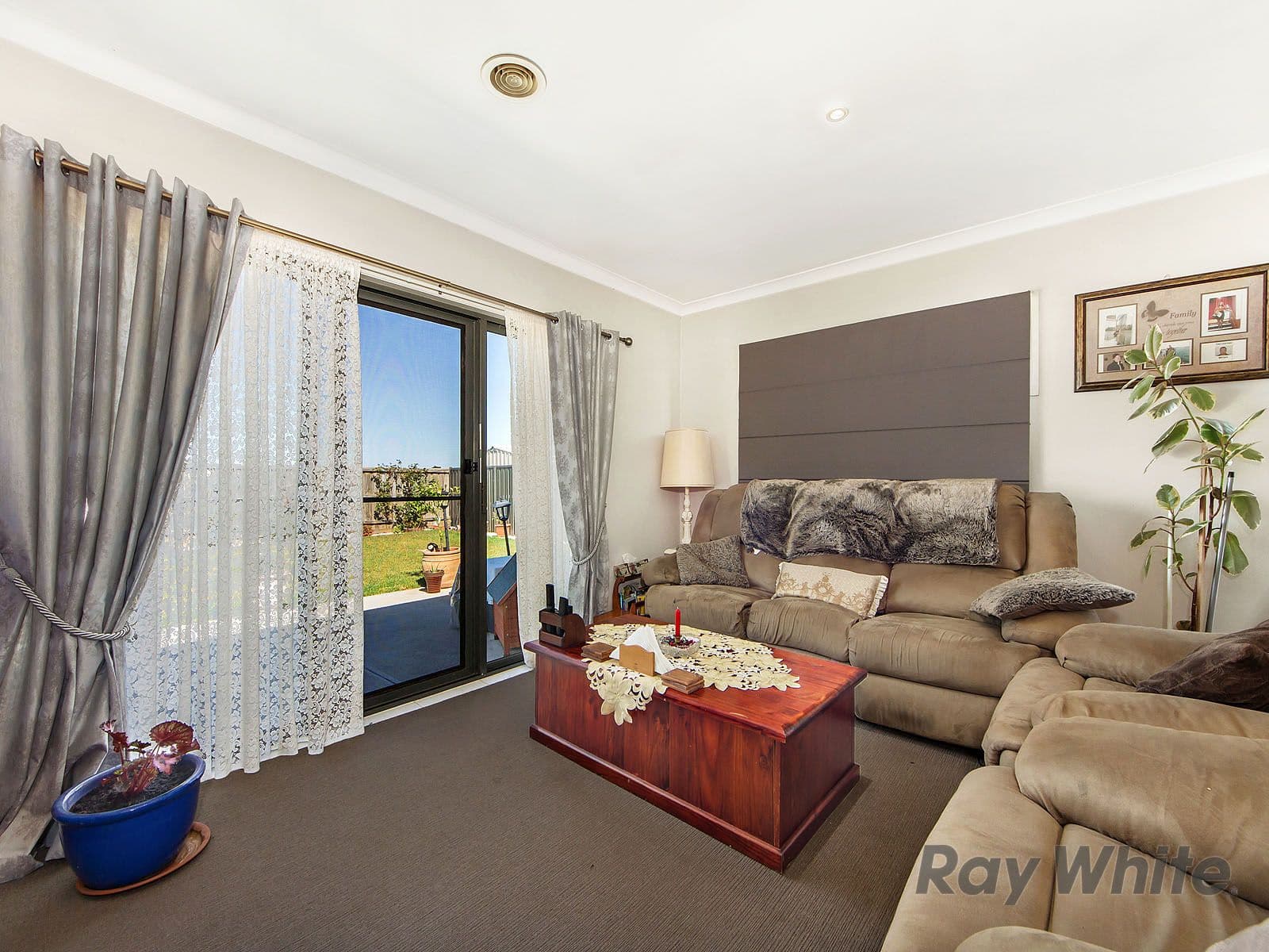 65 James Melrose Drive, Brookfield VIC 3338, Brookfield - Thumbnail 2