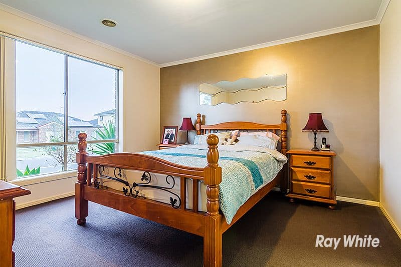 6 Lockwood Rise, Lynbrook VIC 3975, Lynbrook - Thumbnail 3