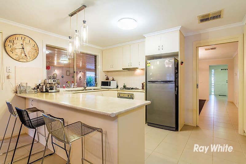 6 Lockwood Rise, Lynbrook VIC 3975, Lynbrook - Thumbnail 5