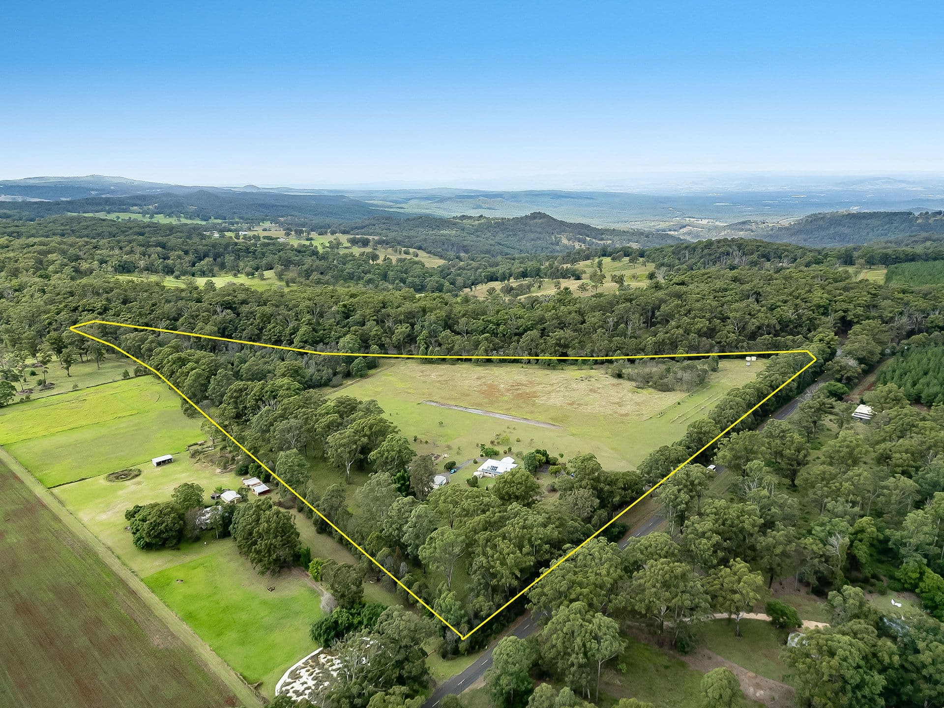 30 Brennan Road, Hampton QLD 4352, Hampton - Thumbnail 2