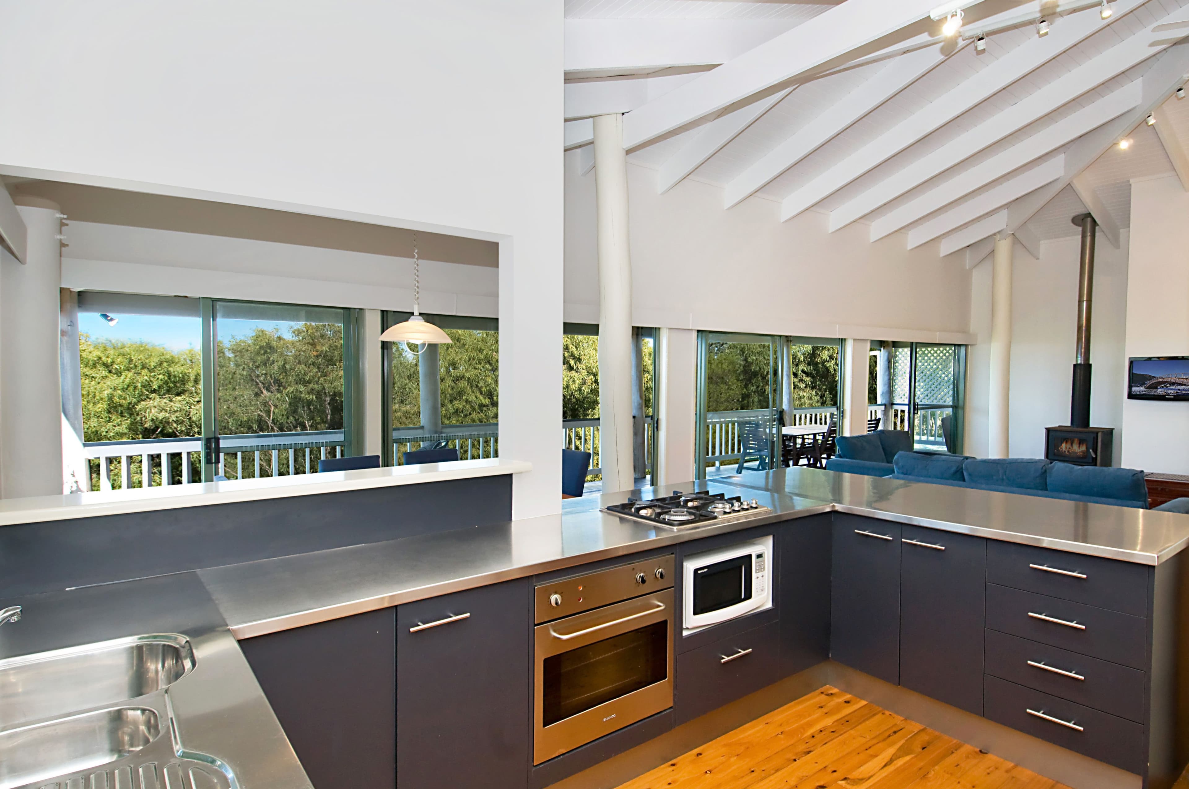 93 Orient Drive, Sunrise Beach QLD 4567, Sunrise Beach - Thumbnail 5