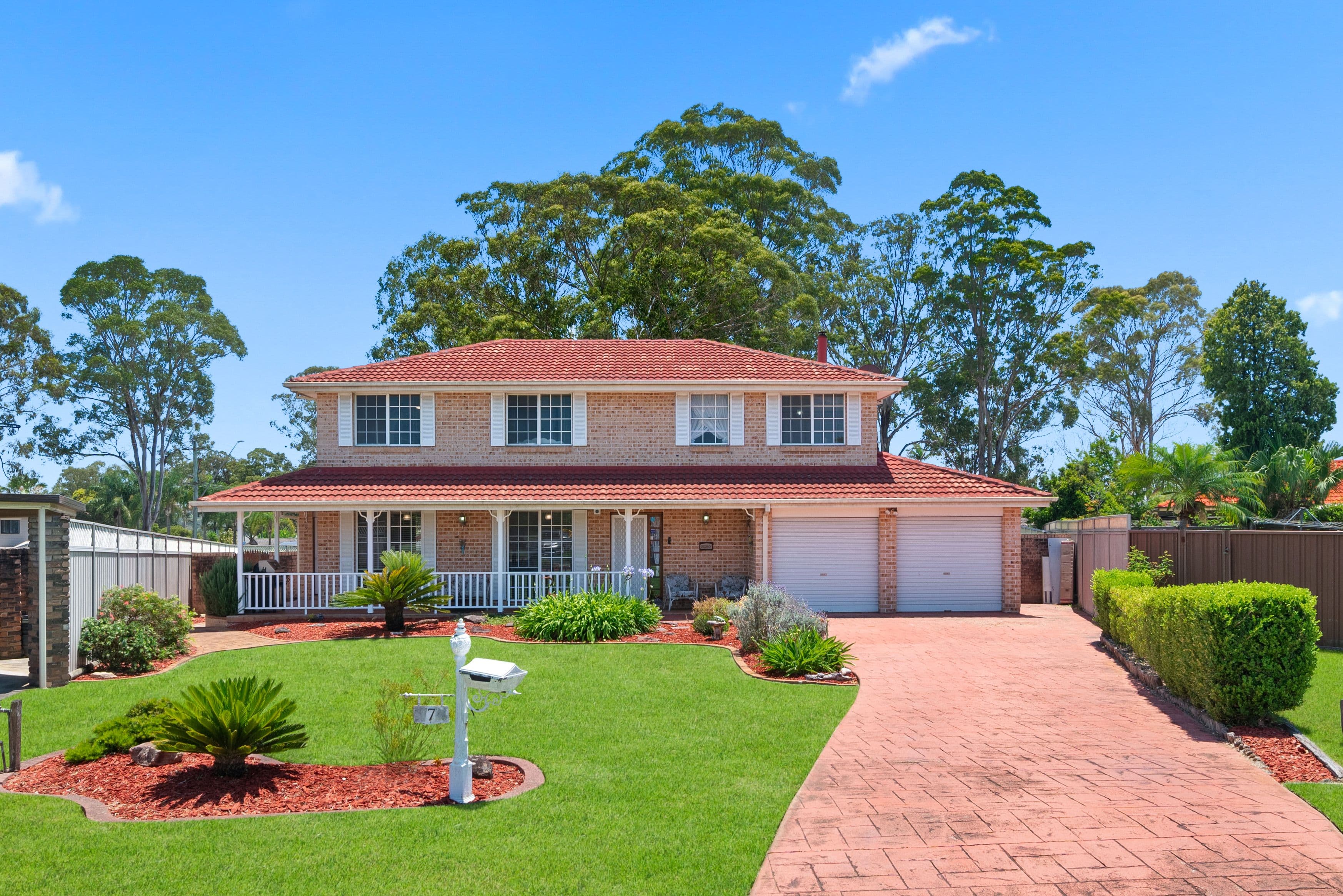 7 Svensden Place, Ingleburn NSW 2565, Ingleburn - Image 1