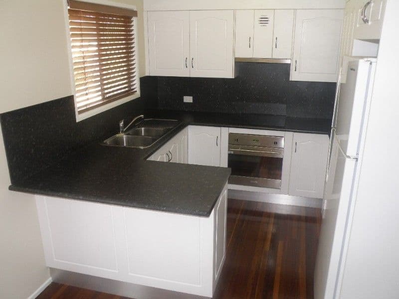 7 Amanda Drive, ANDERGROVE QLD 4740, Andergrove - Thumbnail 2