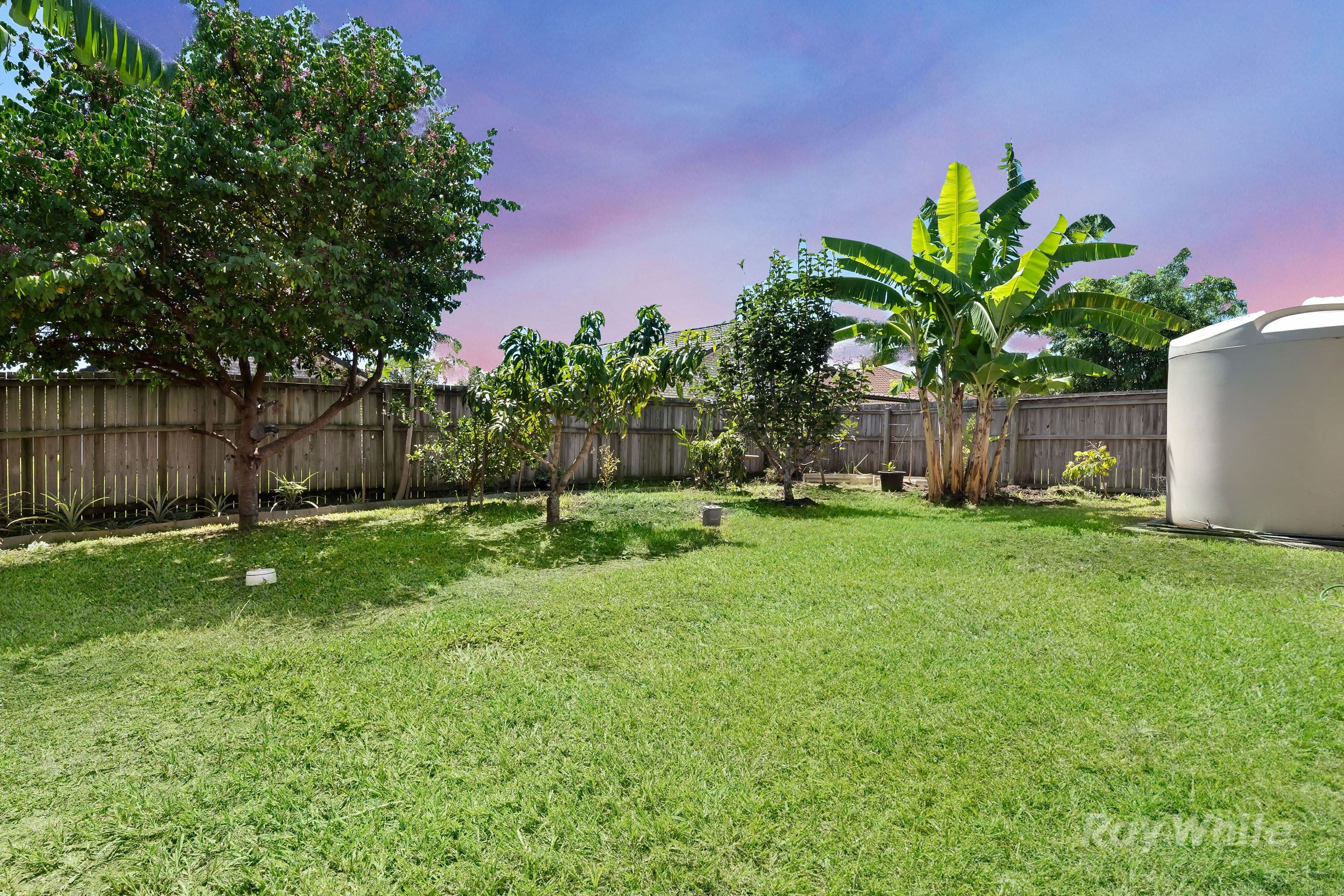 39 Yolla Street, Eagleby QLD 4207, Eagleby - Thumbnail 2