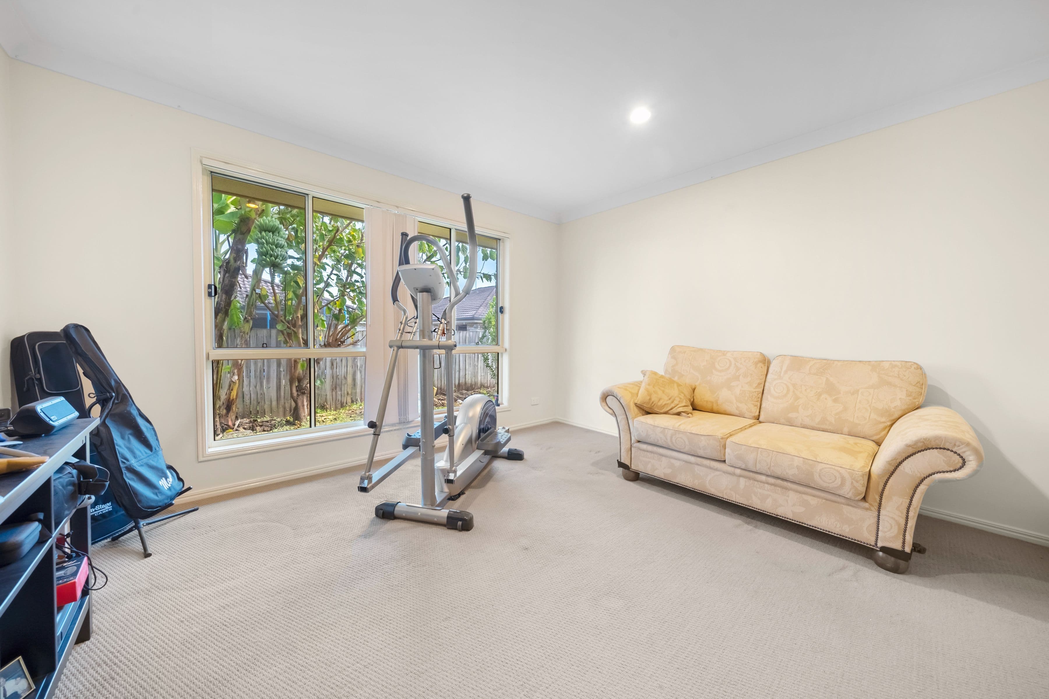 39 Yolla Street, Eagleby QLD 4207, Eagleby - Thumbnail 6