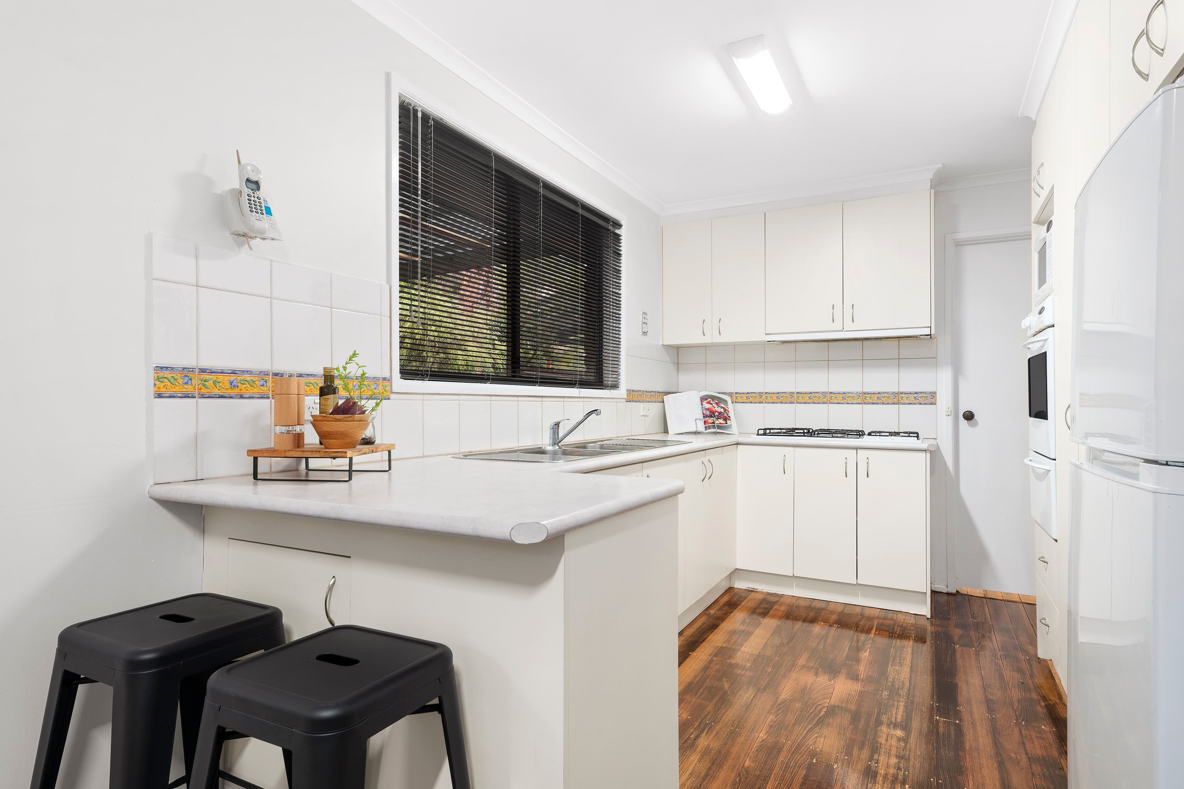 1/2 Scovell Crescent, Maidstone - Thumbnail 3