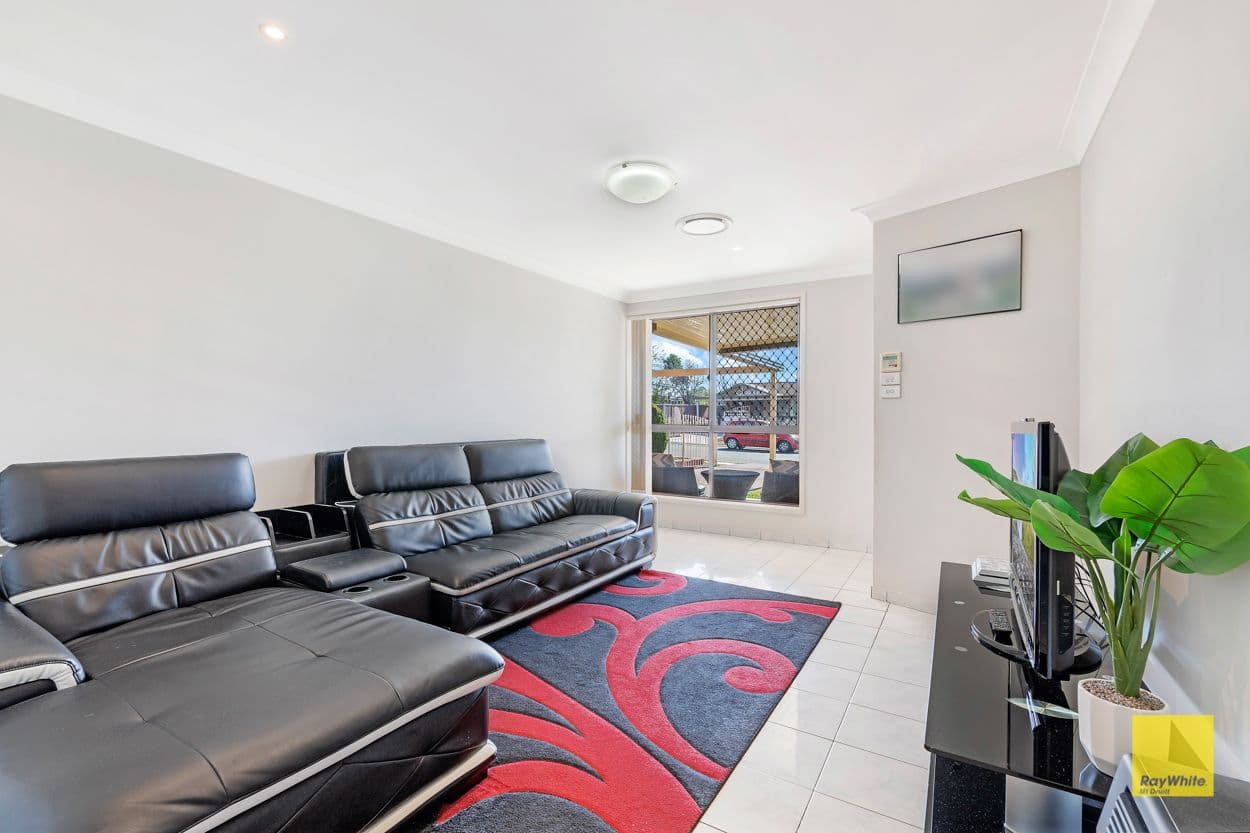 3 Aminta Crescent, Hassall Grove NSW 2761, Hassall Grove - Thumbnail 2