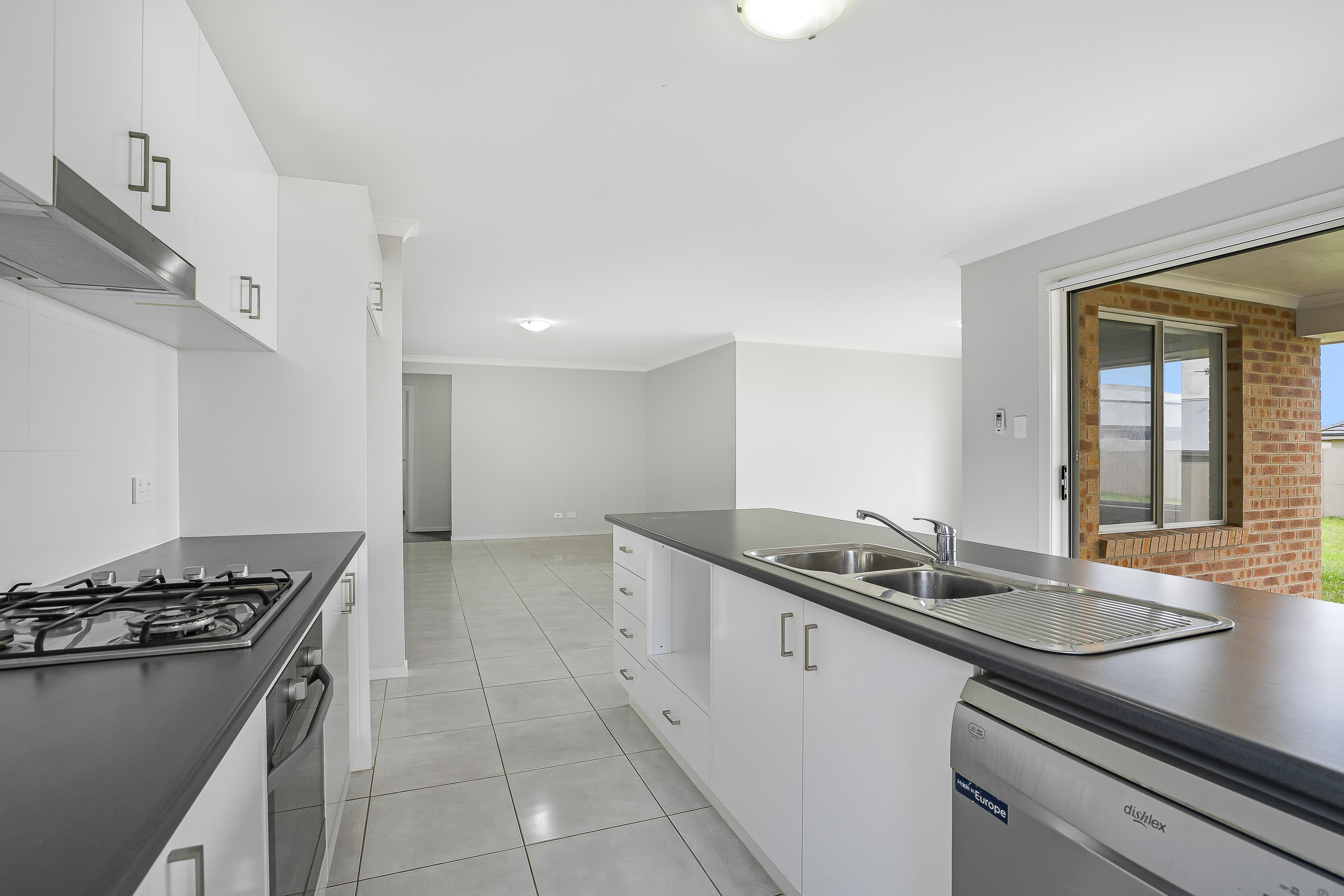 7 Ainsworth Crescent, North Rothbury NSW 2335, North Rothbury - Thumbnail 4