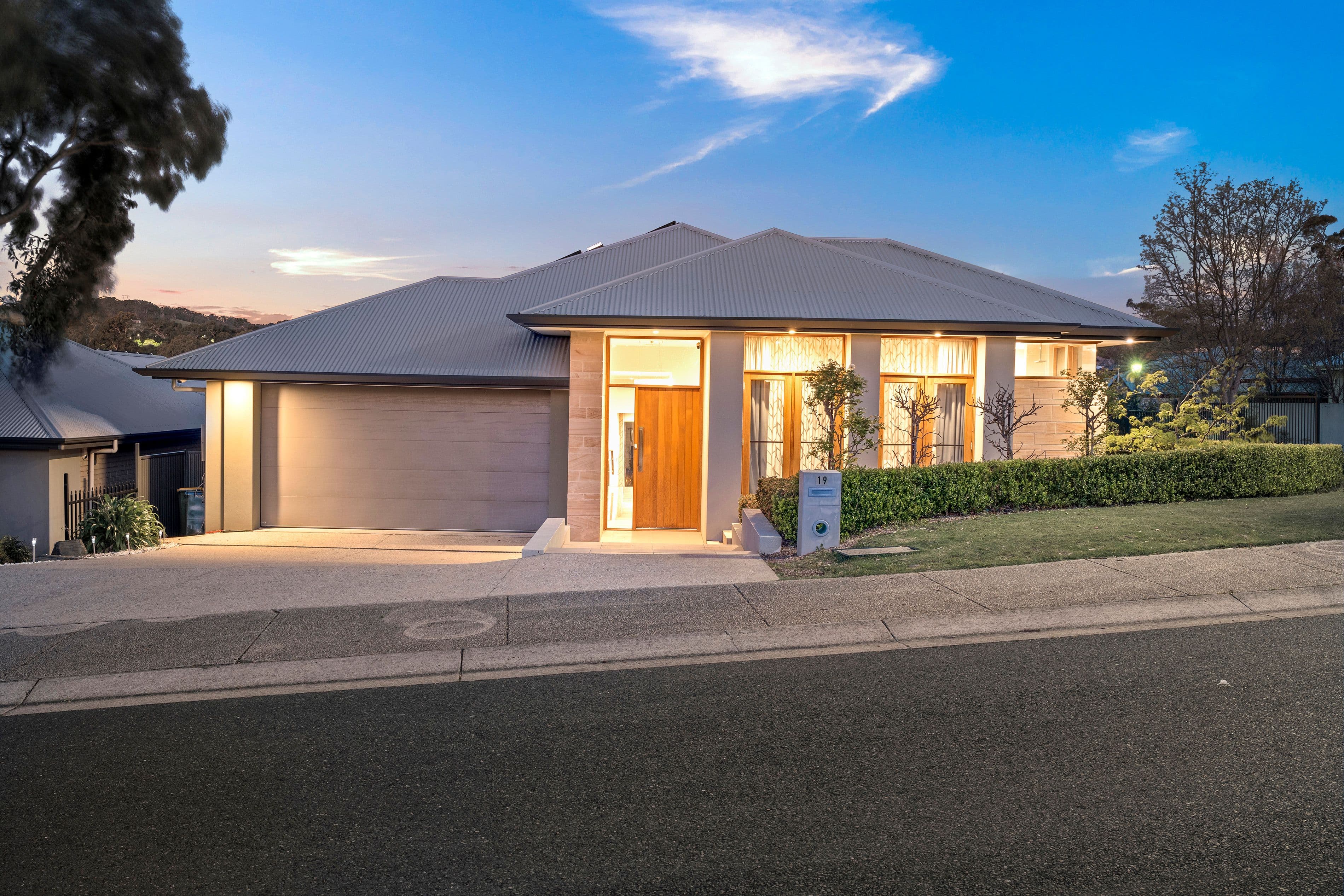 19 Dawbiney Avenue, Craigburn Farm SA 5051, Craigburn Farm - Image 1