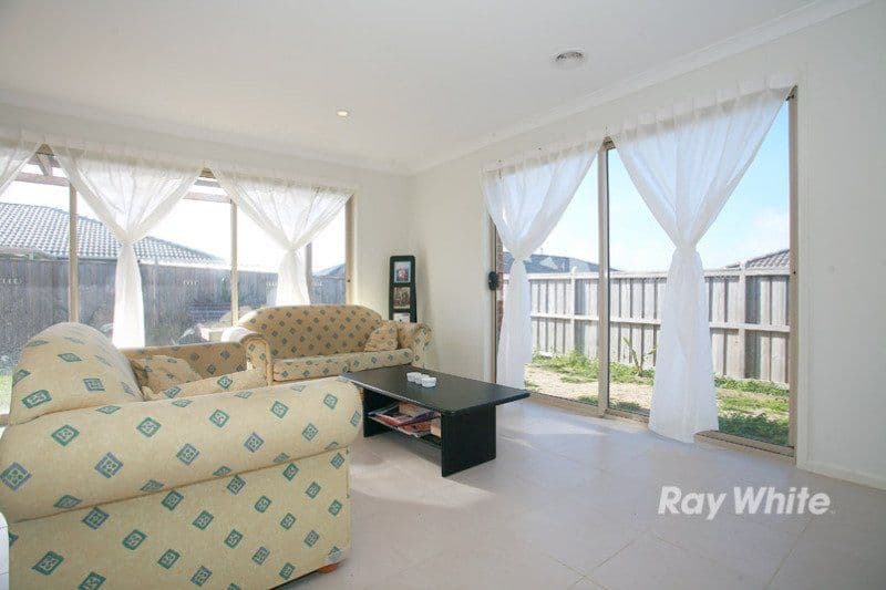 28 Yammerbook Way, CRANBOURNE VIC 3977, Cranbourne East - Thumbnail 8