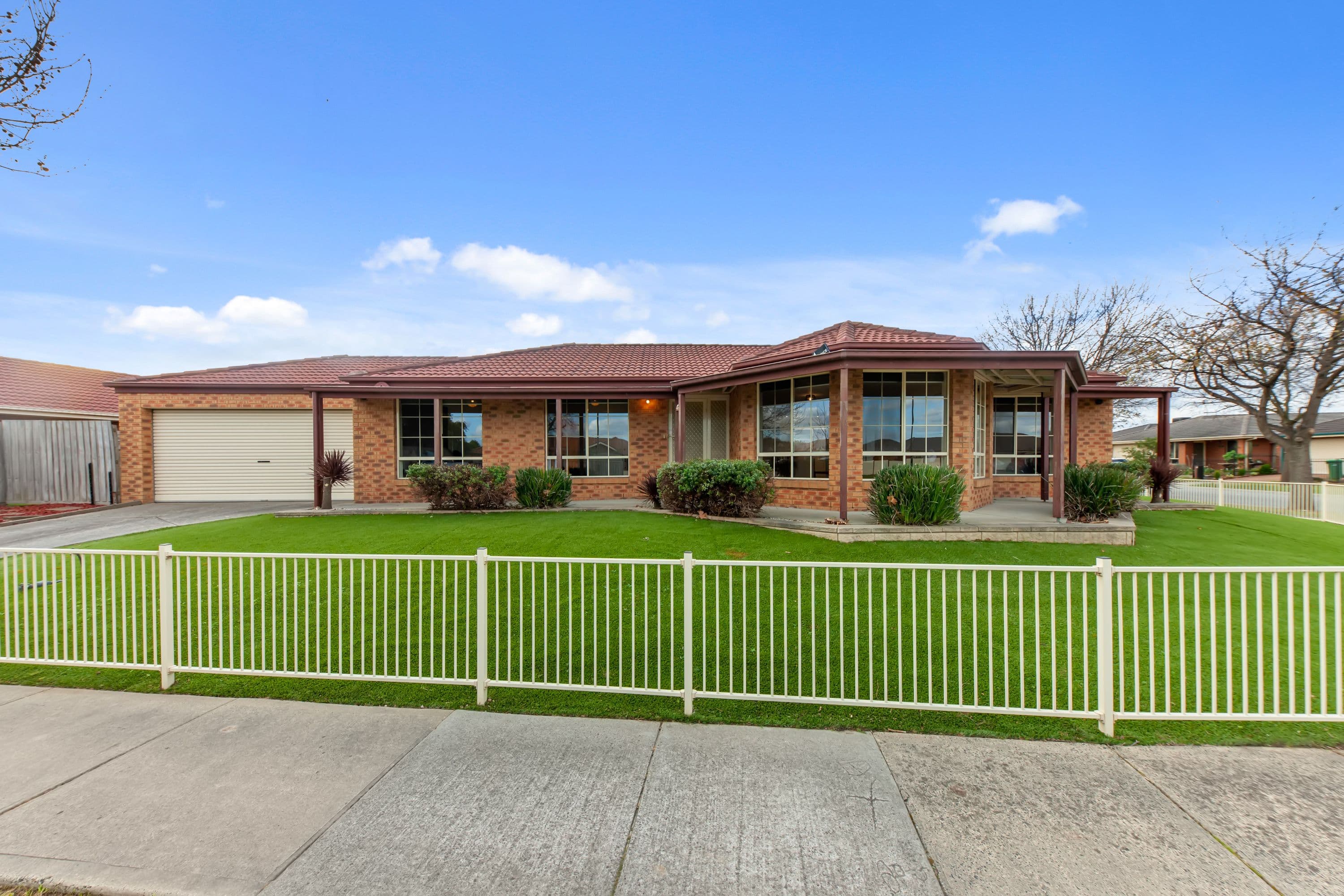 1 Grice Quadrant, Pakenham VIC 3810, Pakenham - Thumbnail 2