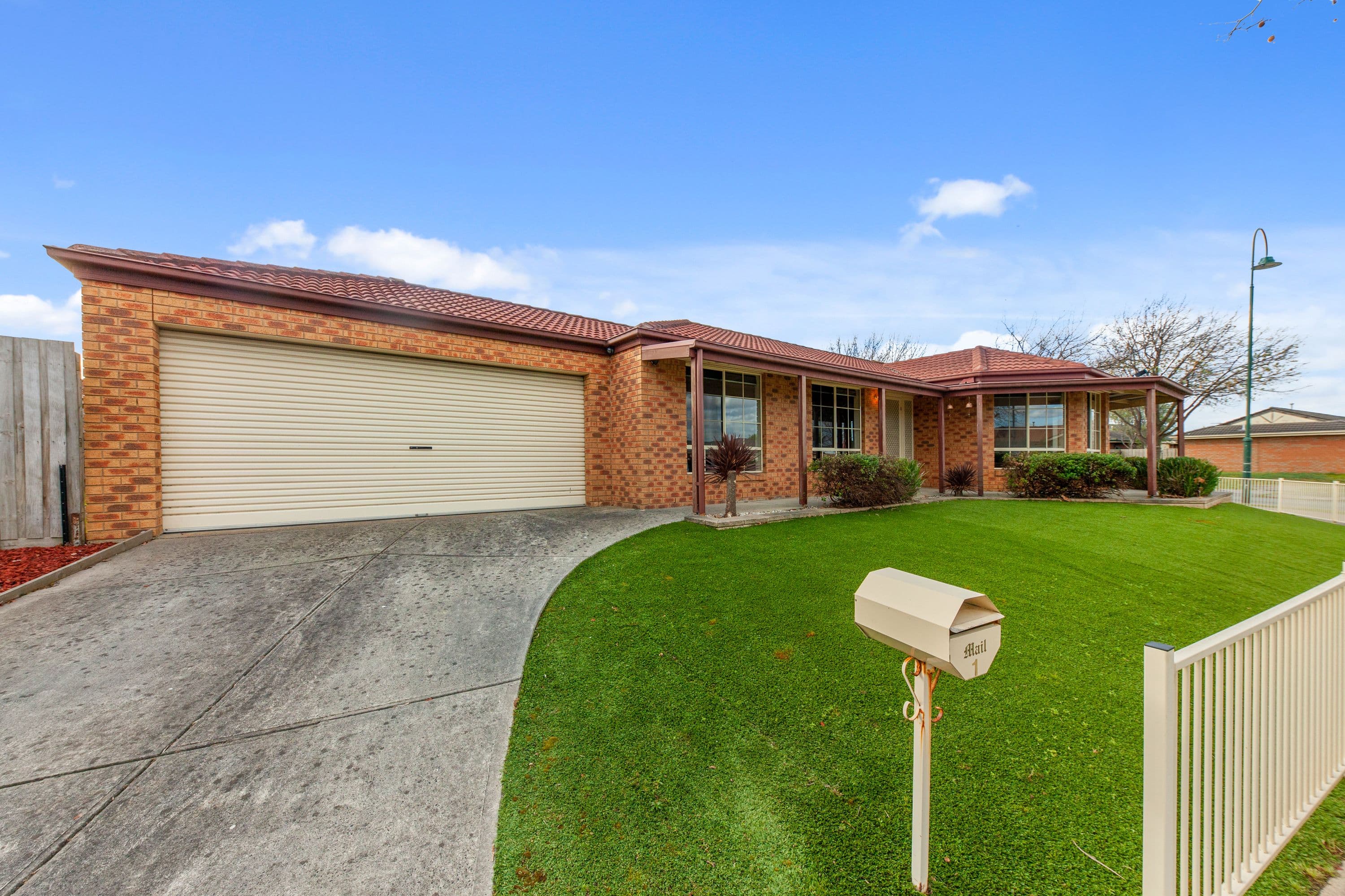 1 Grice Quadrant, Pakenham VIC 3810, Pakenham - Thumbnail 4