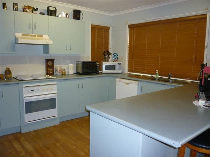23 Sunrise Crescent, GRACEMERE QLD 4702, Gracemere - Thumbnail 2