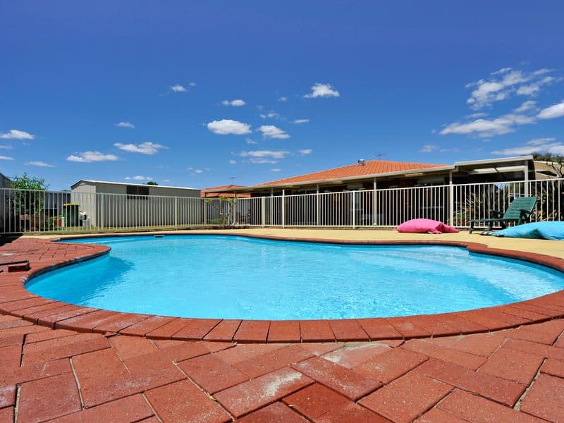 6 Ozark Place, WARNBRO WA 6169, Warnbro - Thumbnail 2