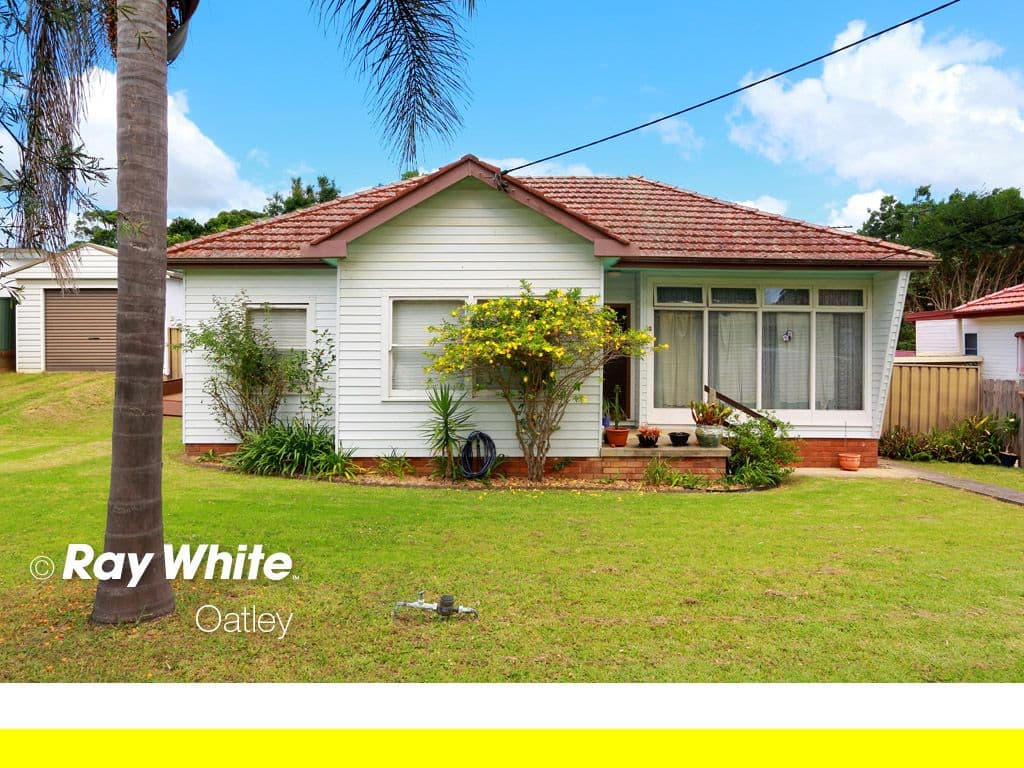 6 Coreen Avenue, Peakhurst NSW 2210, Peakhurst - Thumbnail 2