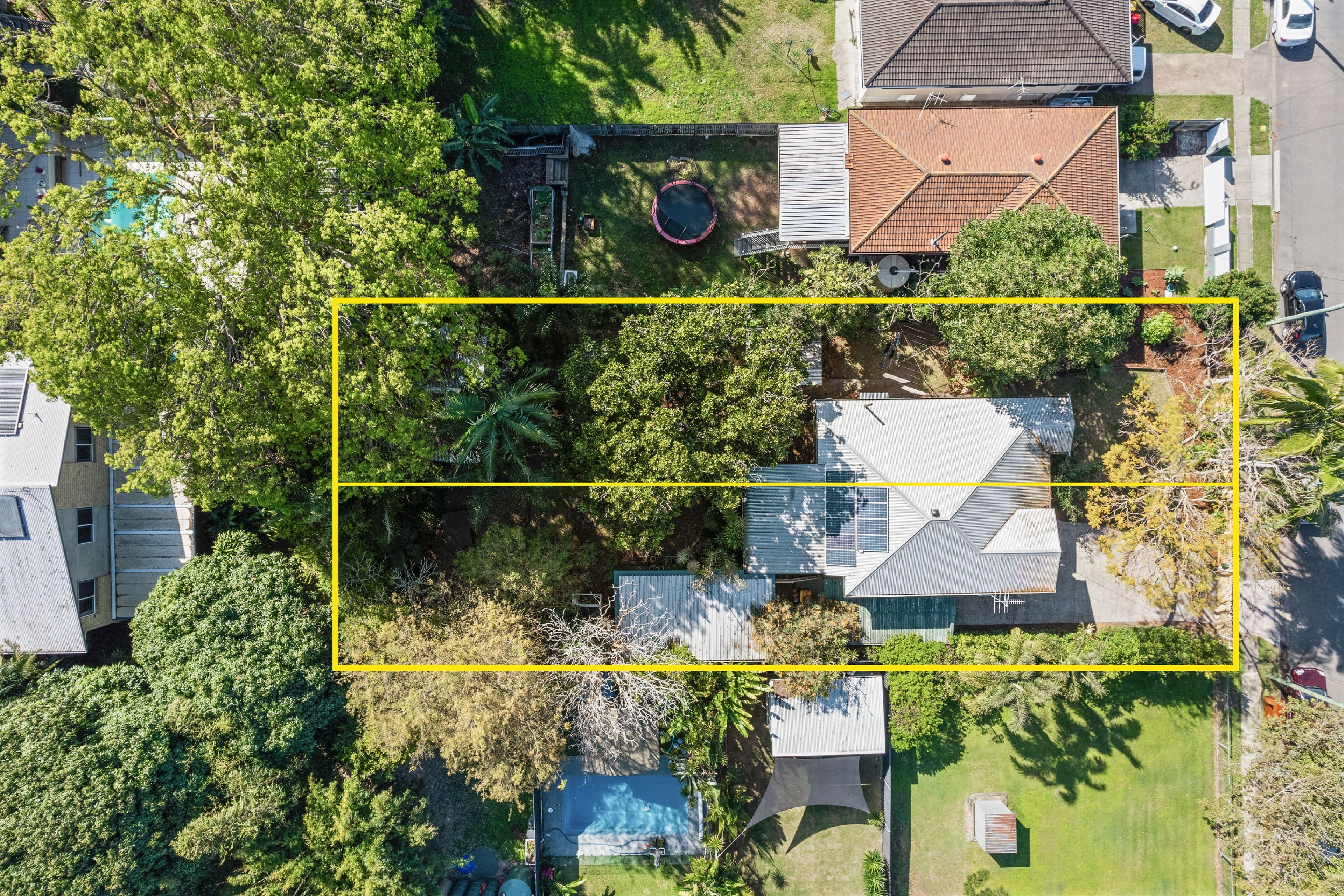 77 Connaught Street, Sandgate QLD 4017, Sandgate - Thumbnail 2