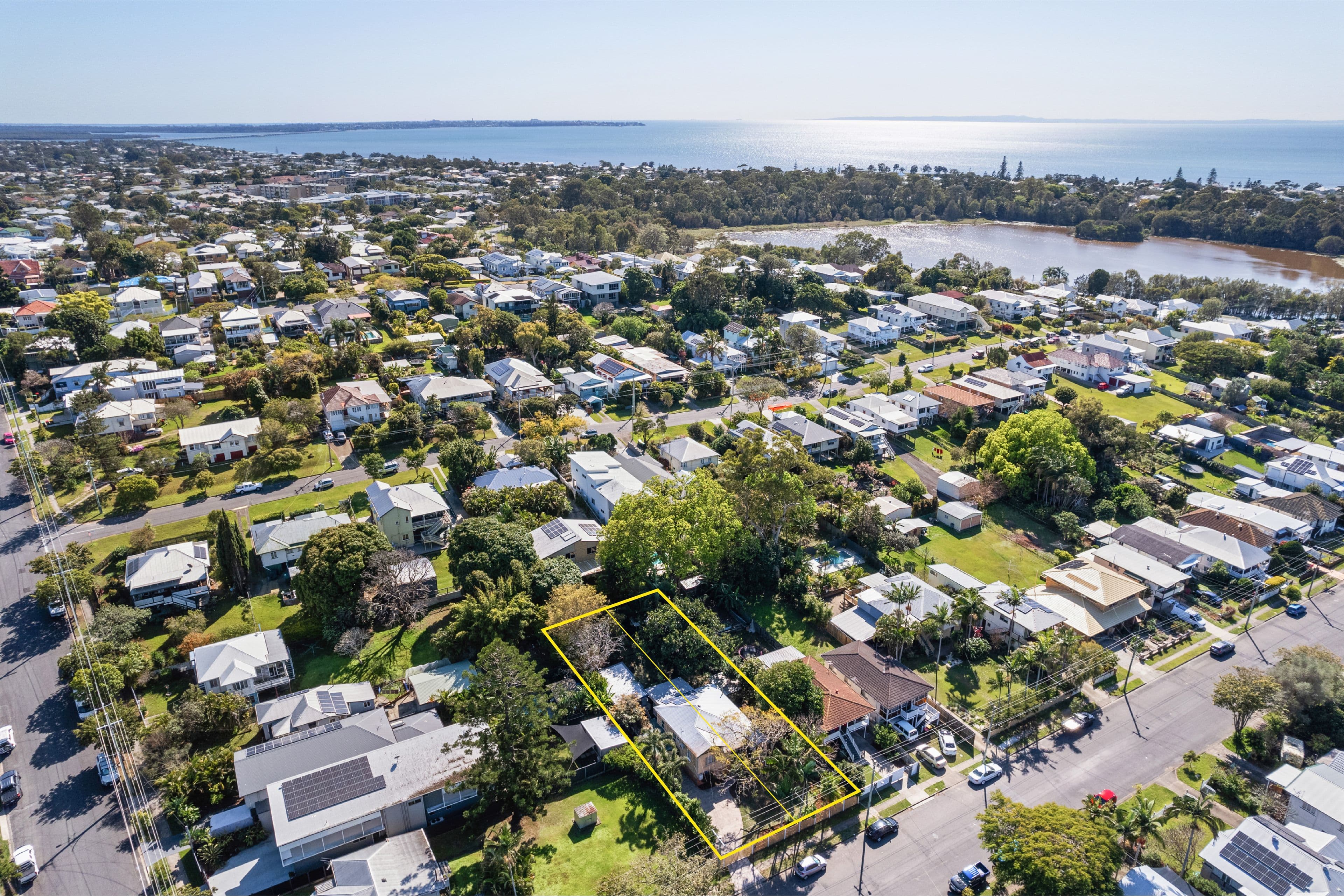 77 Connaught Street, Sandgate QLD 4017, Sandgate - Thumbnail 3