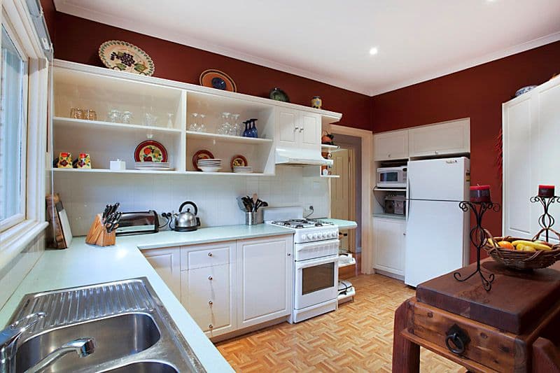 18  St Clair Crescent, MOUNT WAVERLEY VIC 3149, Mount Waverley - Thumbnail 3