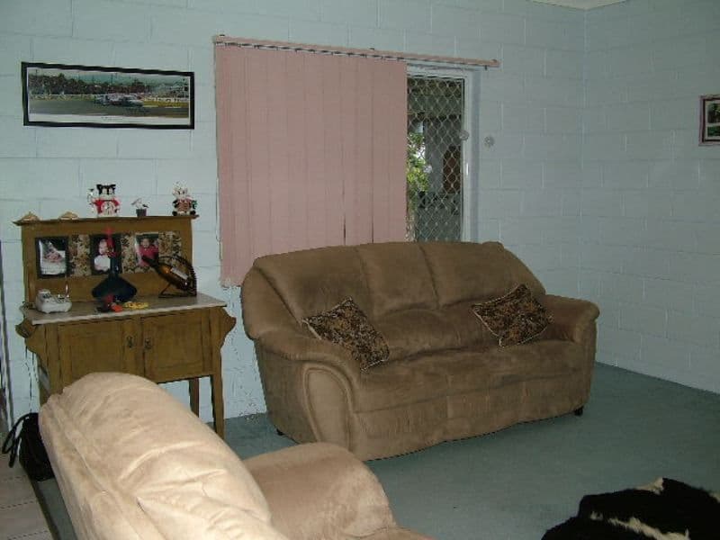 39 Sandstone Drive, KIRWAN QLD 4817, Kirwan - Thumbnail 3