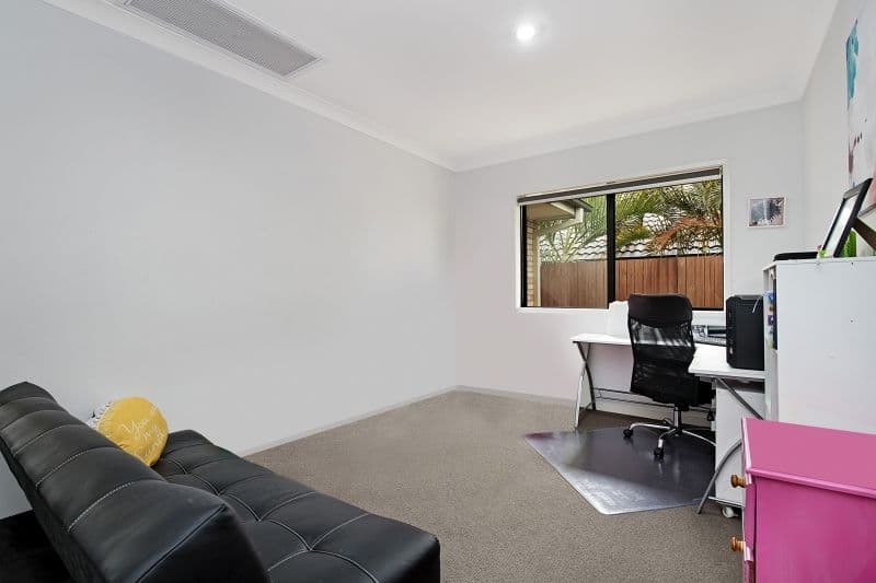 5 Suntrust Street, North Lakes QLD 4509, North Lakes - Thumbnail 2