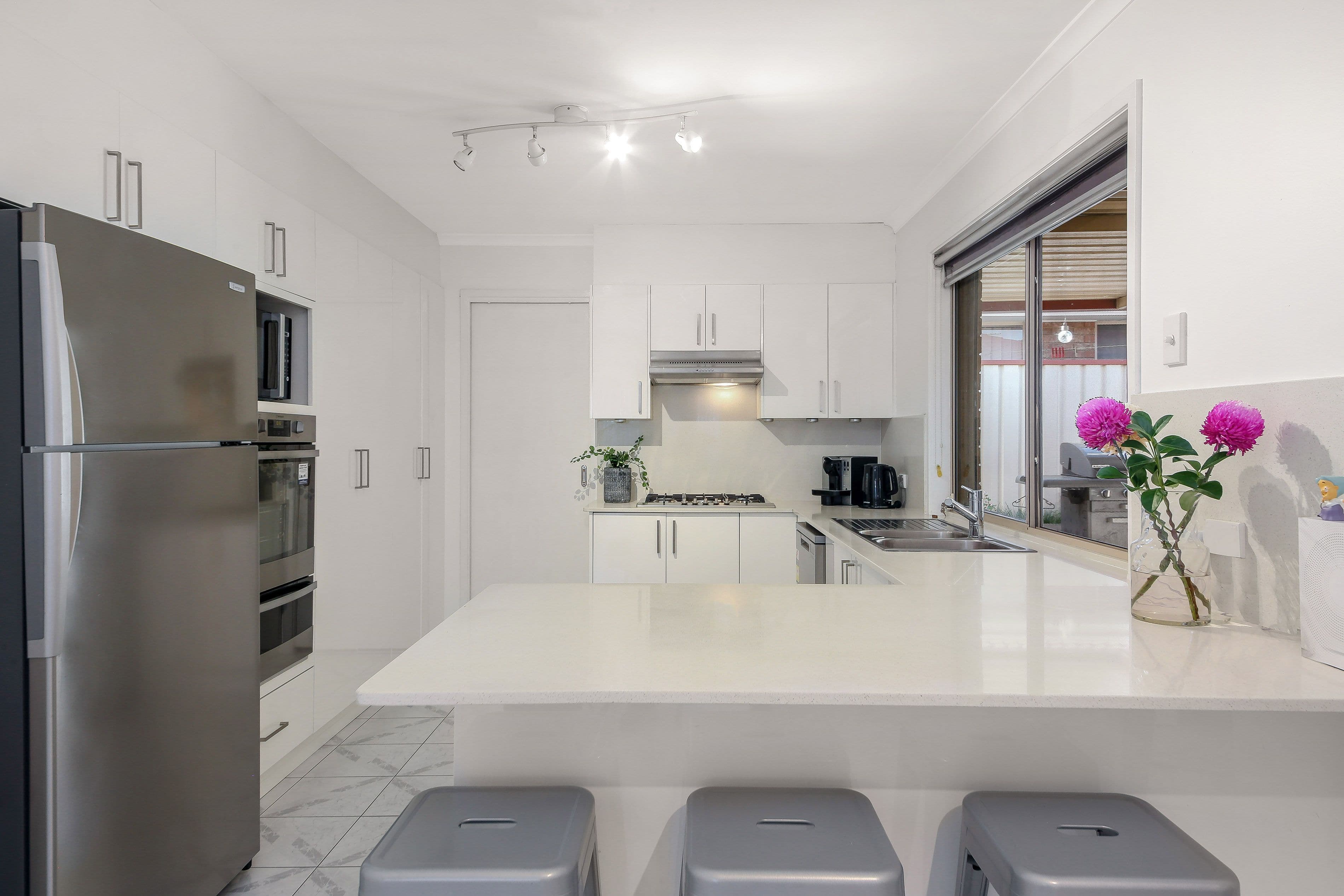 6 Tingha Close, Hinchinbrook NSW 2168, Hinchinbrook - Thumbnail 3