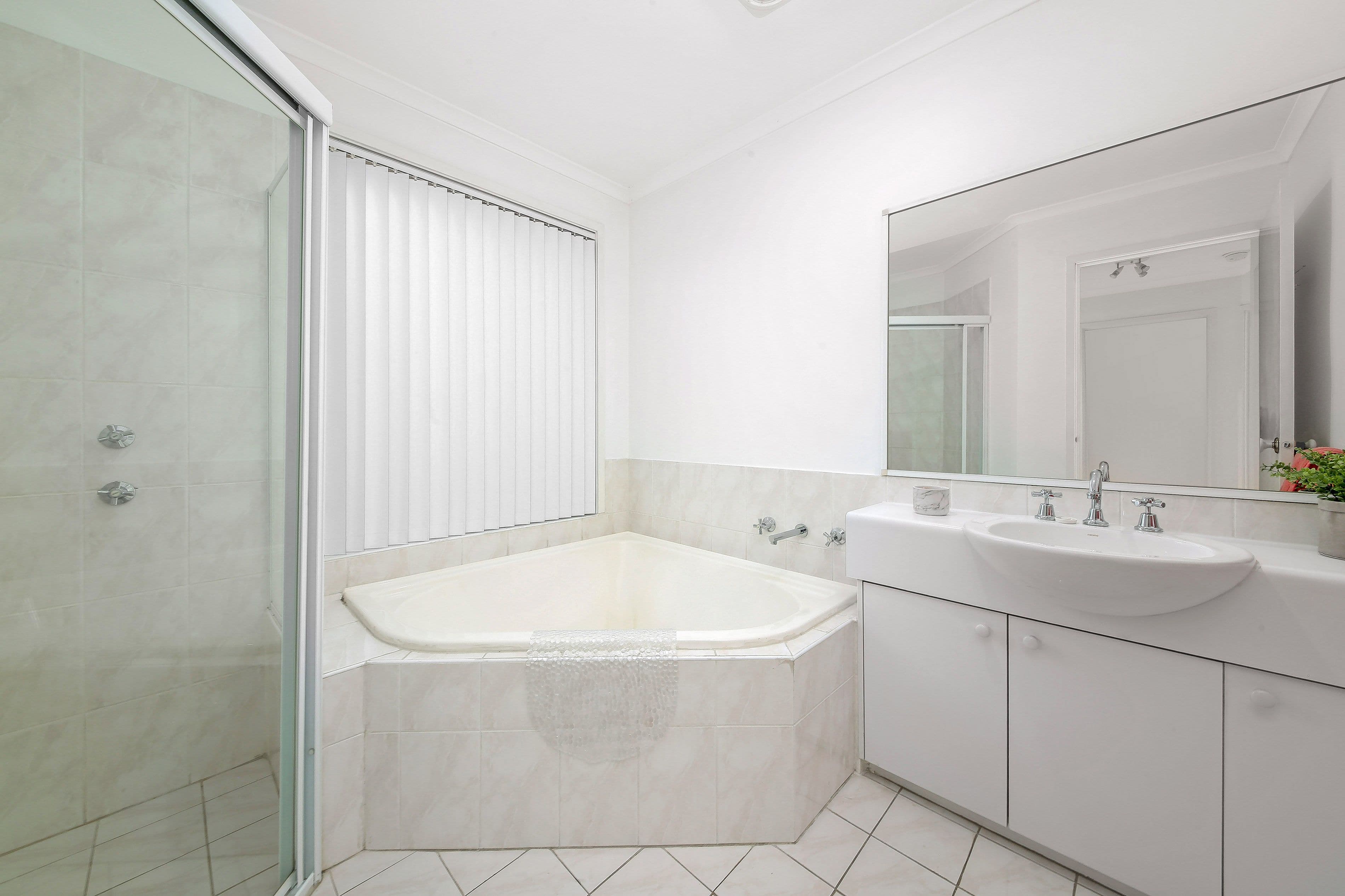 6 Tingha Close, Hinchinbrook NSW 2168, Hinchinbrook - Thumbnail 7