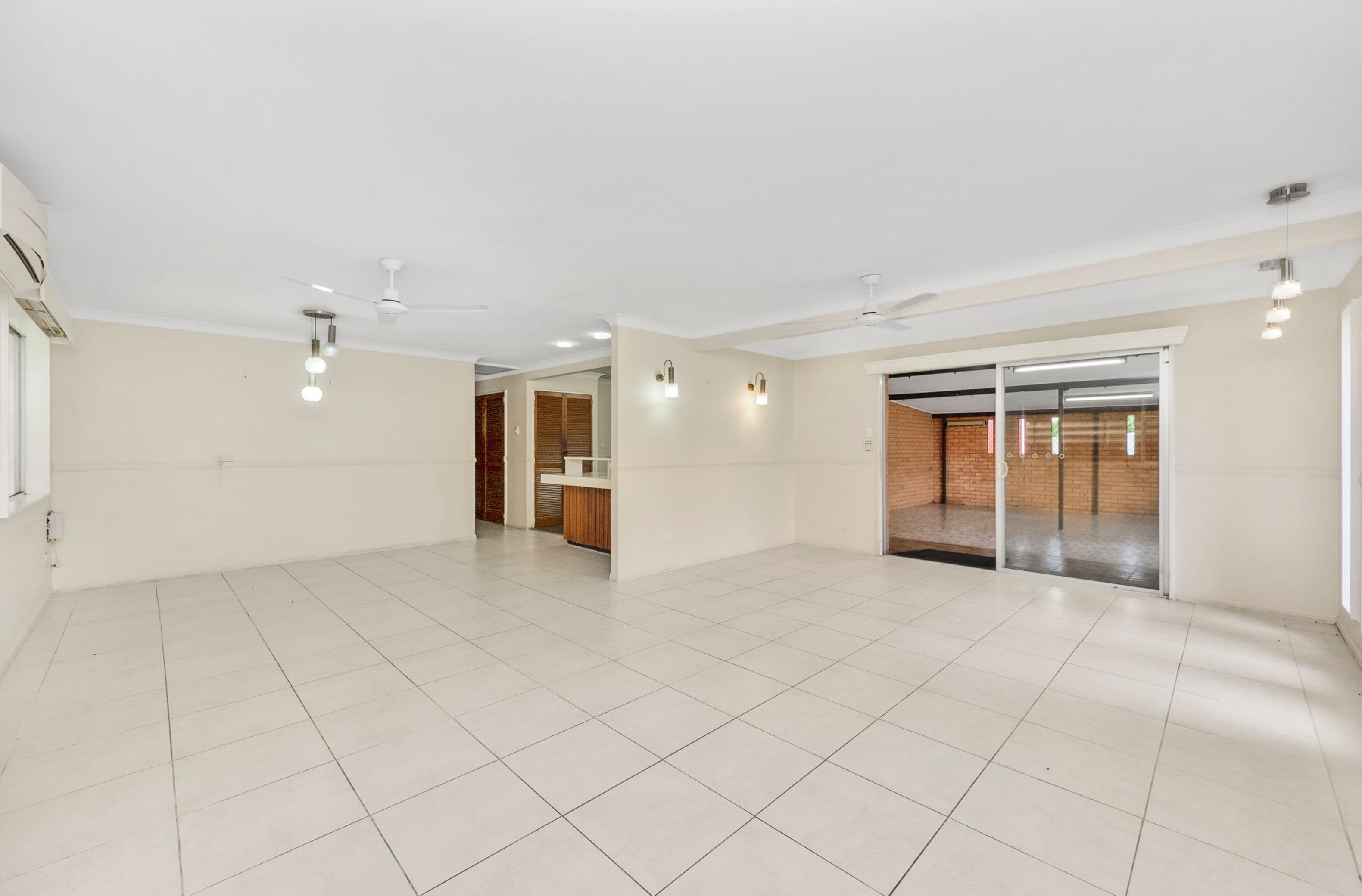 2 Valencia Court, Kirwan QLD 4817, Kirwan - Thumbnail 3
