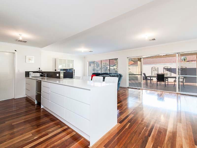 11 Amalfi Way, CANNING VALE WA 6155, Canning Vale - Thumbnail 3
