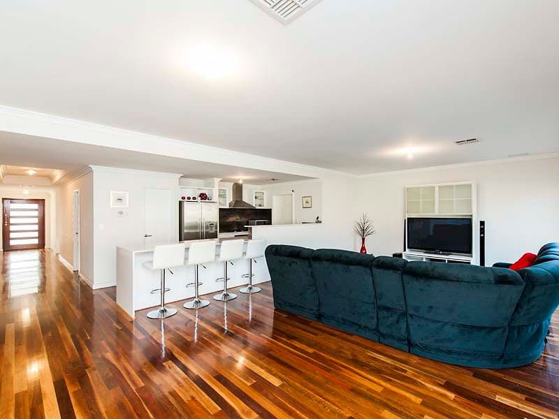 11 Amalfi Way, CANNING VALE WA 6155, Canning Vale - Thumbnail 6