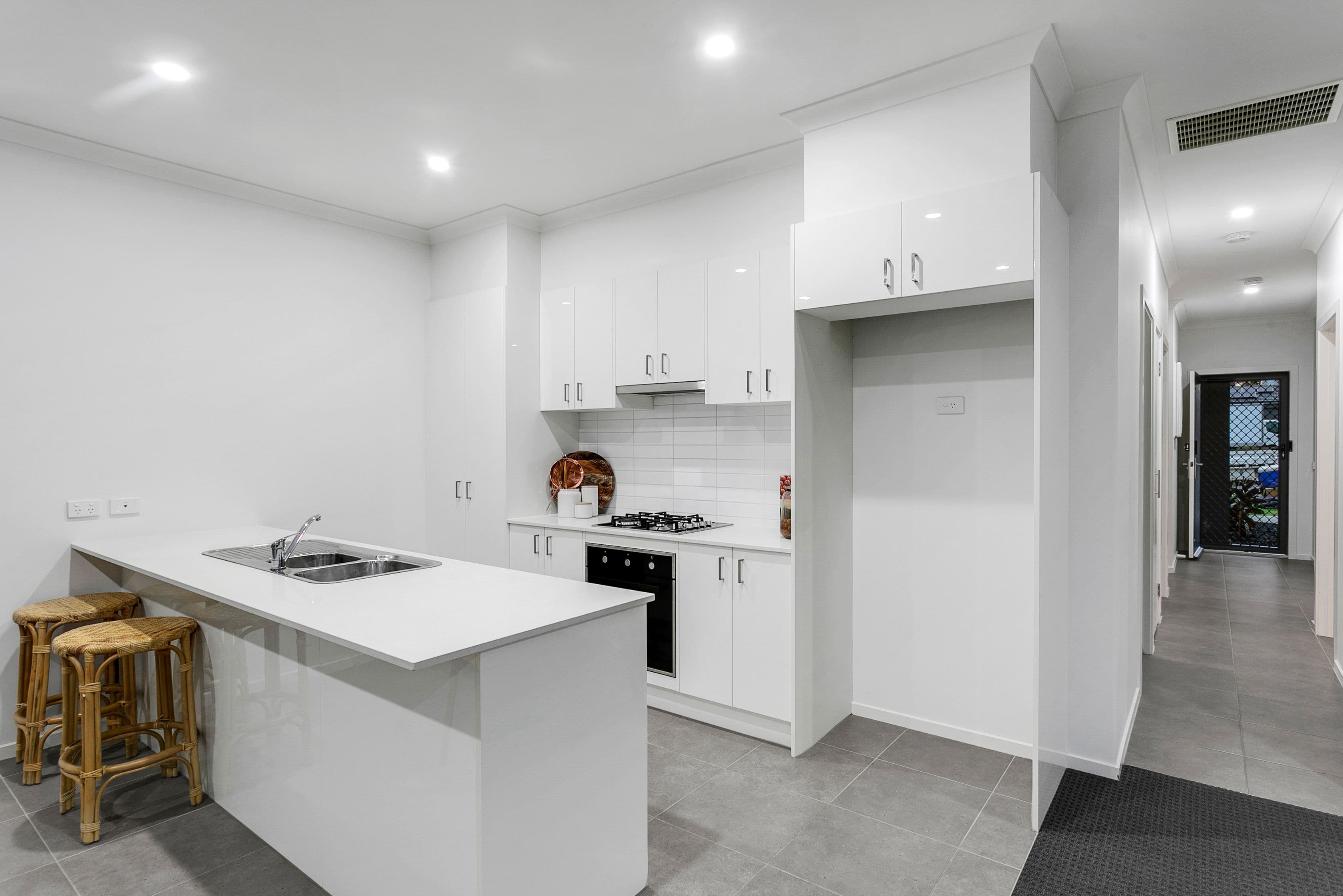 22 O'Brien Parade, Pakenham VIC 3810, Pakenham - Thumbnail 2