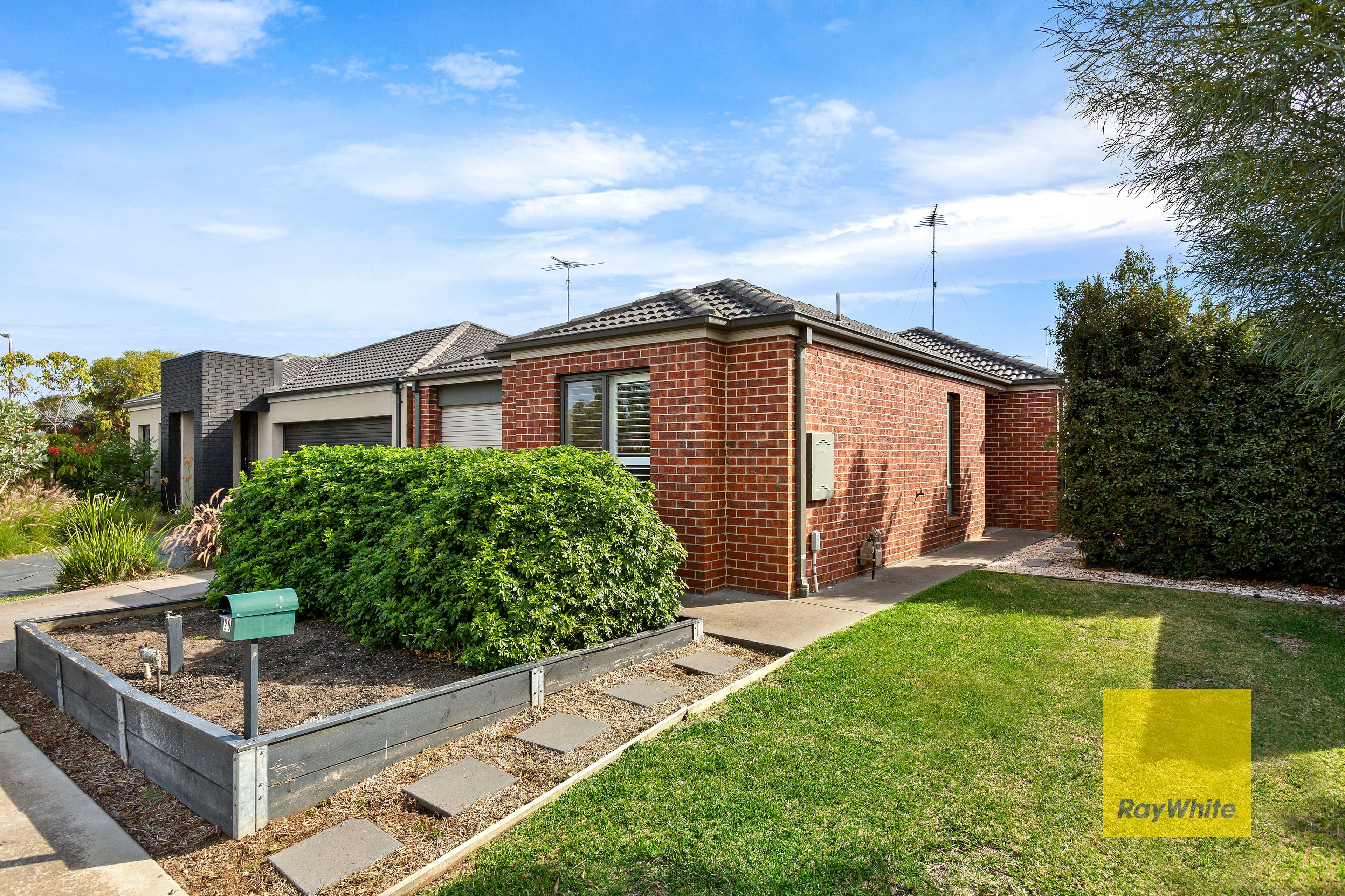 28 Macfarlane Street, Marshall VIC 3216, Marshall - Thumbnail 2