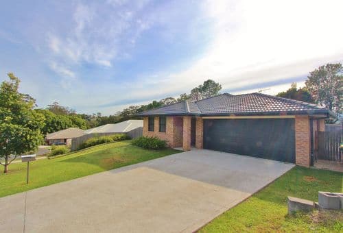 50 Cleone Drive, Kendall, Kendall - Image 1