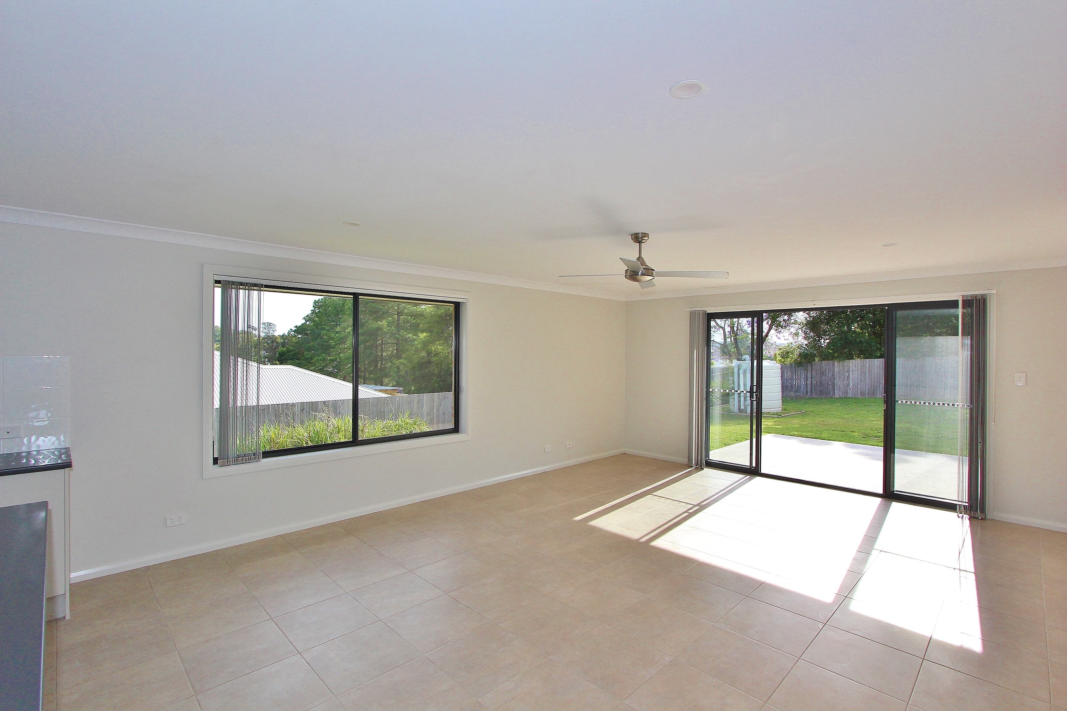 50 Cleone Drive, Kendall, Kendall - Thumbnail 3