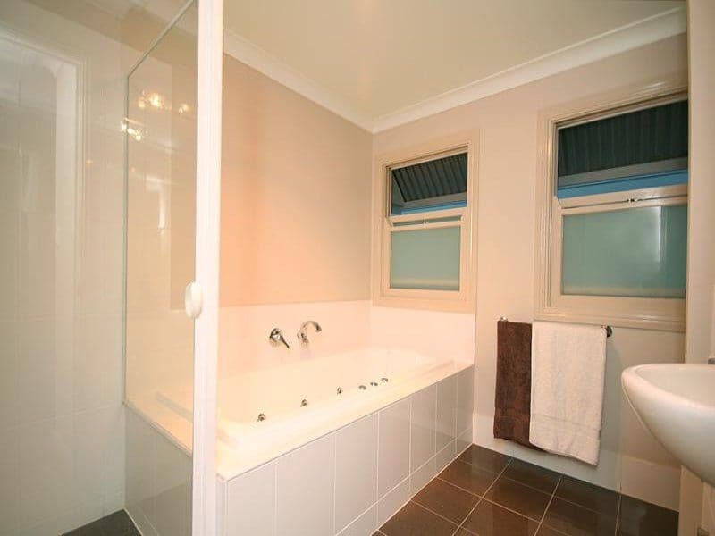 28  Sapsford Street, NORTHGATE QLD 4013, Northgate - Thumbnail 7
