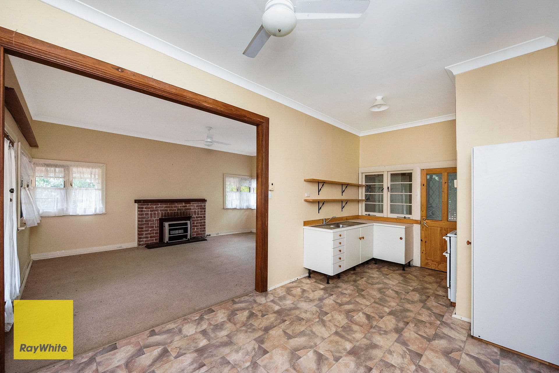 1 Lillie Street, Kalamunda WA 6076, Kalamunda - Thumbnail 5