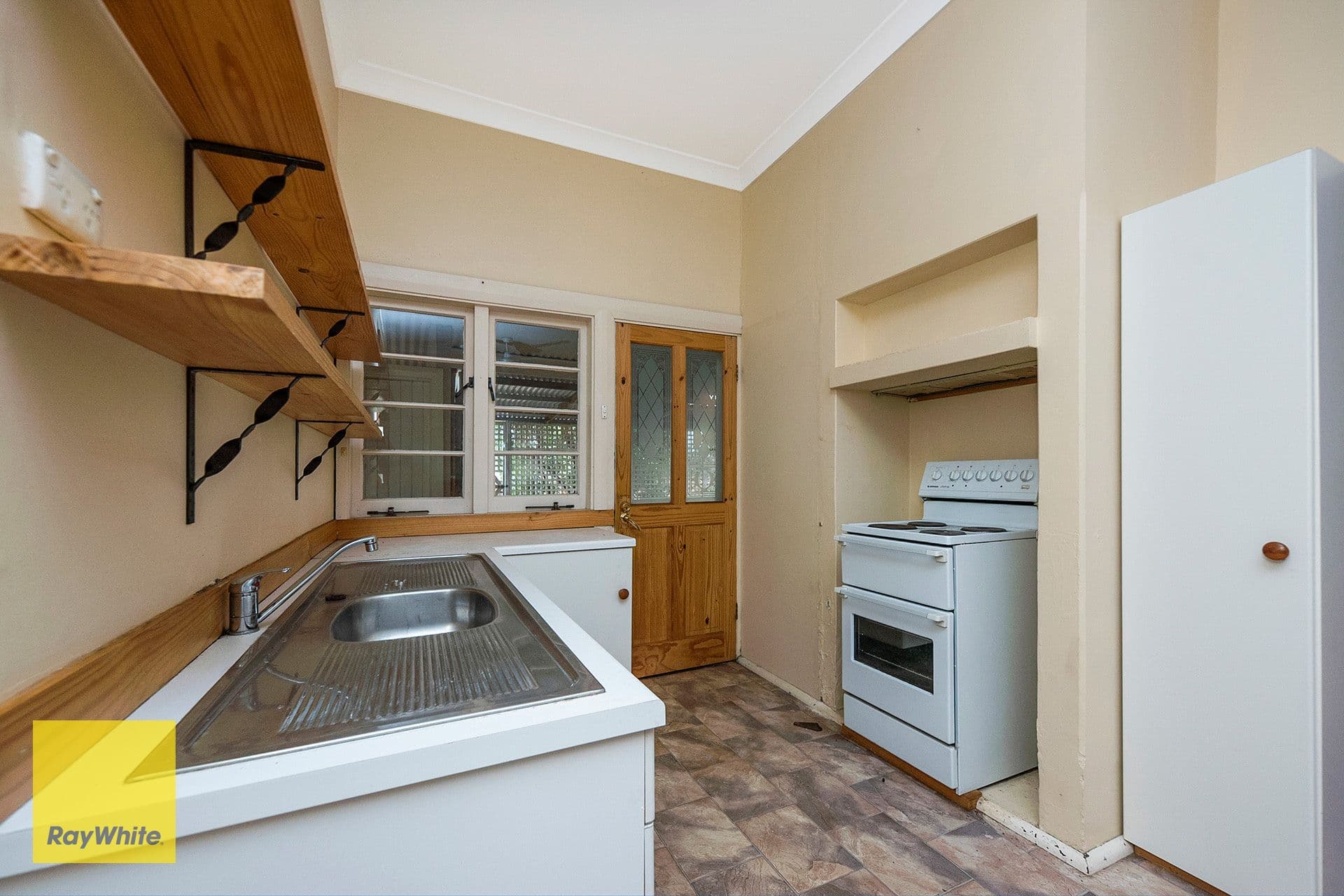 1 Lillie Street, Kalamunda WA 6076, Kalamunda - Thumbnail 7