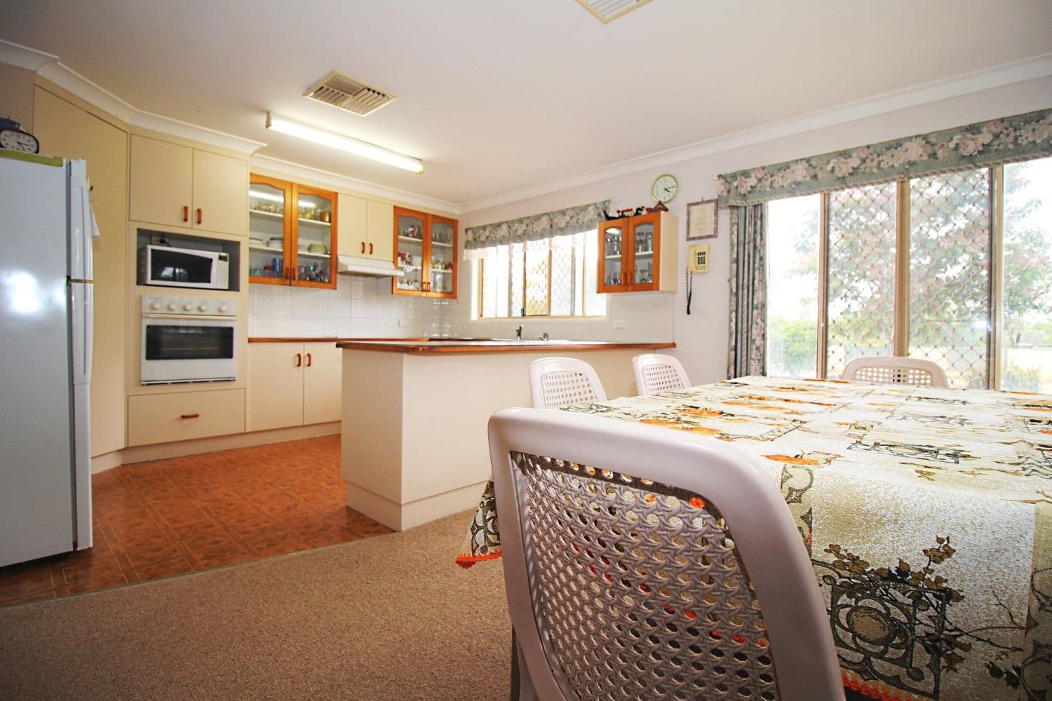 23B Crendon Street, Emerald QLD 4720, Emerald - Thumbnail 5