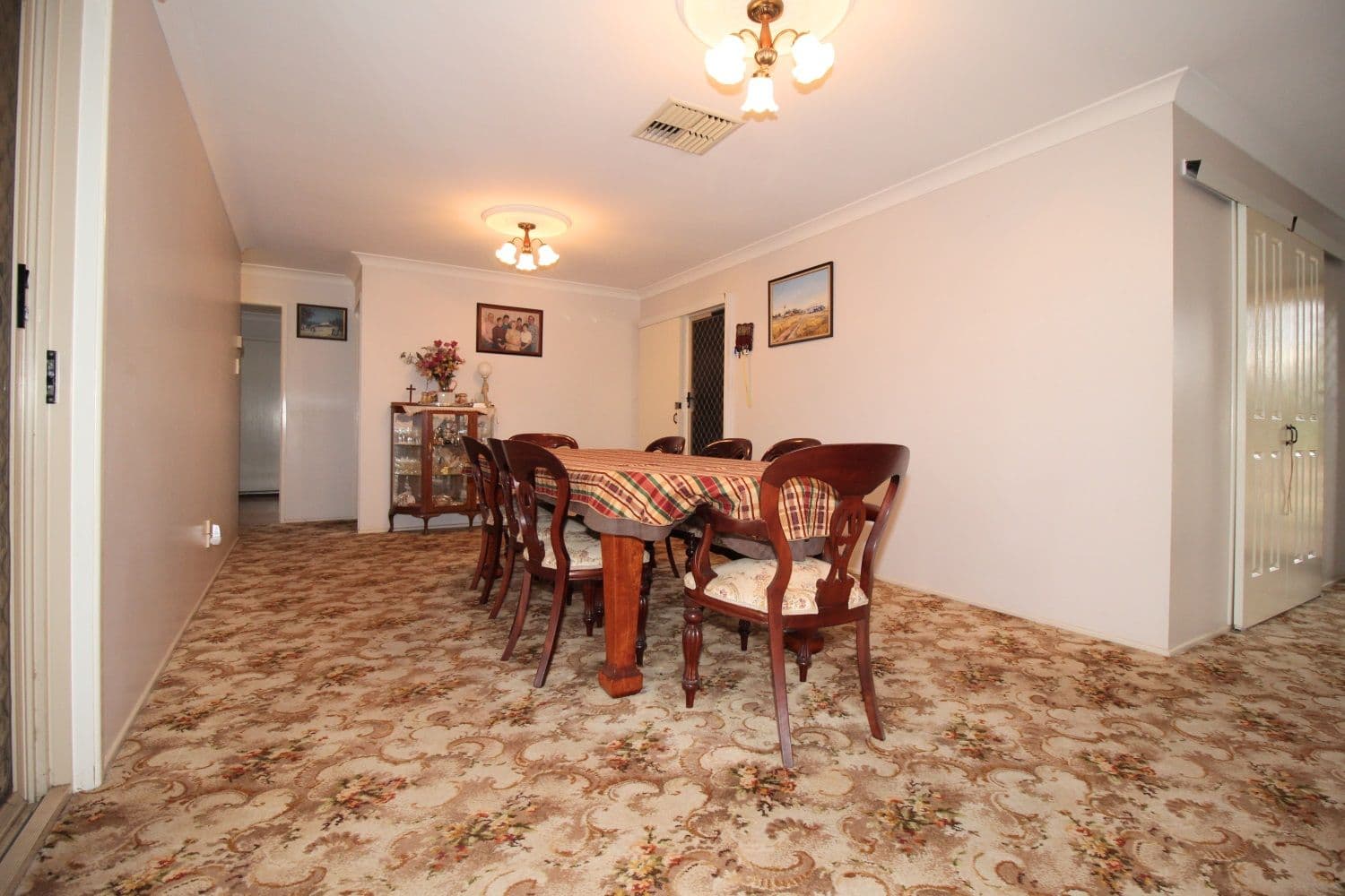 23B Crendon Street, Emerald QLD 4720, Emerald - Thumbnail 6
